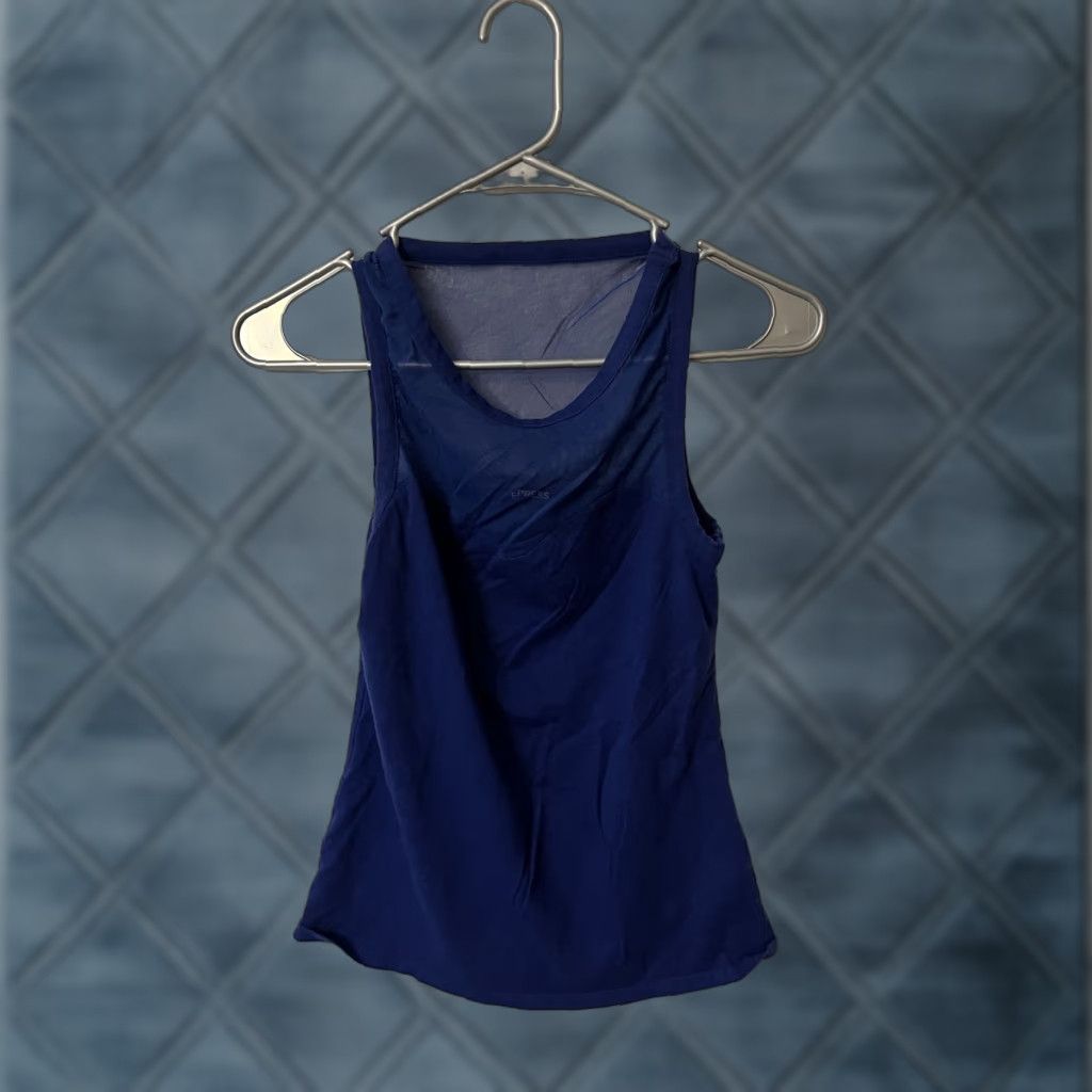 Express EXPRESS Women's Tank Top V Neck Lace Blue XS Regular Size Tank Womens XS Blue Lace Solid 90s? Size XS / US 0-2 / IT 36-38 - 1 Thumbnail