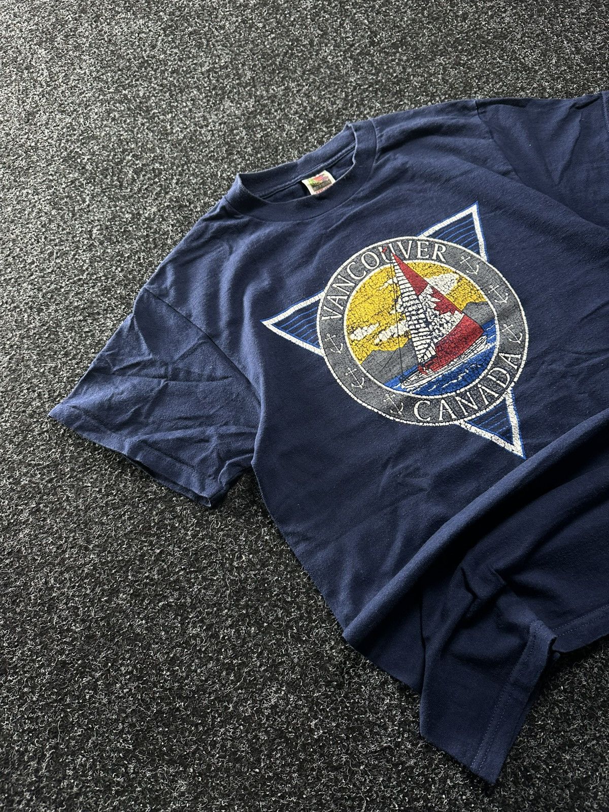 Vintage 🚨 VINTAGE VANCOUVER CANADA BIG LOGO T -shirt rare archive Size US M / EU 48-50 / 2 - 2 Thumbnail