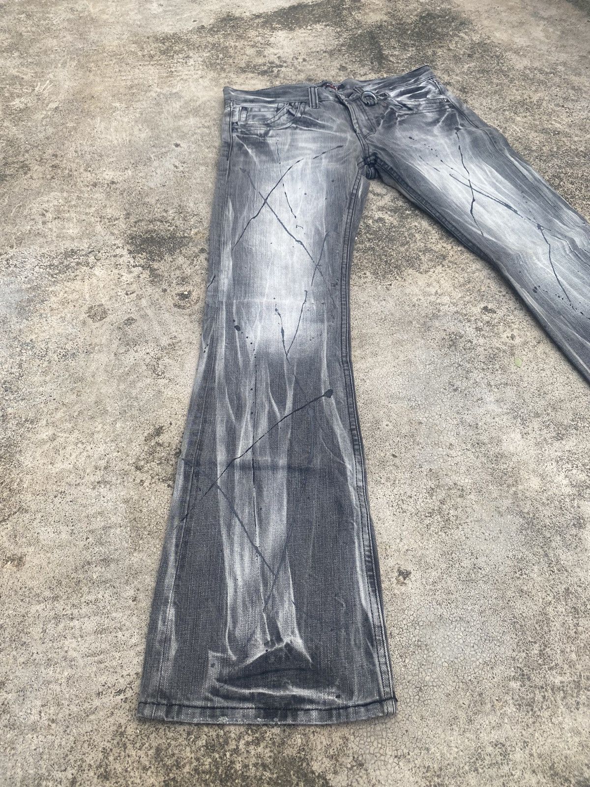 If Six Was Nine × Japanese Brand Flare Jeans Sorridere Honeycomb Painted Splash Size US 32 / EU 48 - 1 Thumbnail