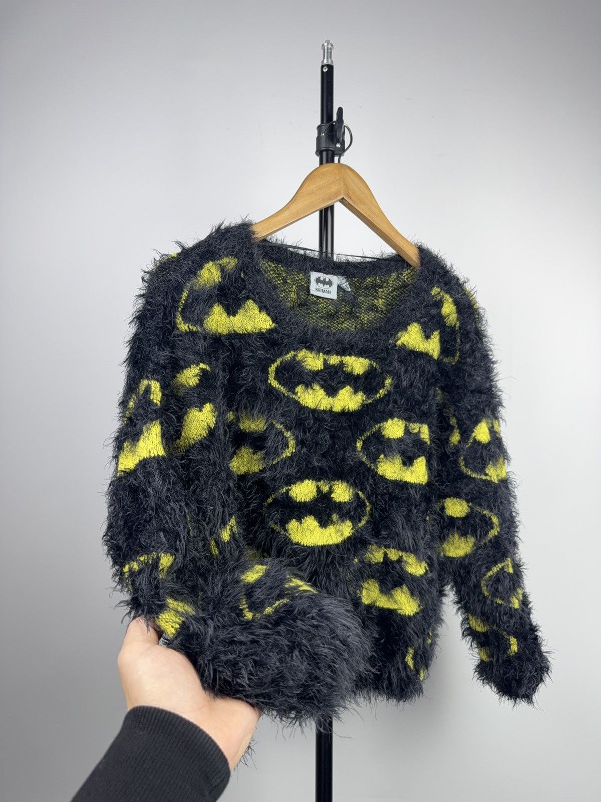 DC Comics Vintage 2013 Batman Fuzzy Knit Shaggy Sweater DC Comics Size L / US 10 / IT 46 - 4 Thumbnail