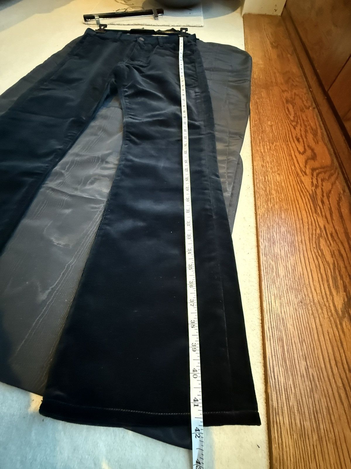 Celine Holy Grail FW20 Celine dylan velvet black flared jeans 31 Size US 31 - 9 Thumbnail