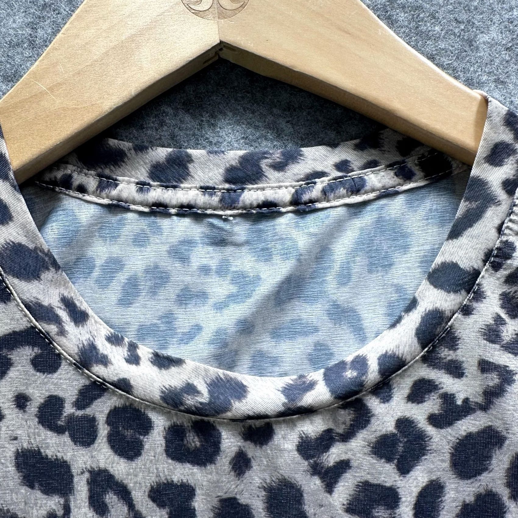 Spiritual Gangster Spiritual Gangster Tank Top Womens Medium Beige Leopard Print Sleeveless Yoga Shirt Sleeveless Shirt Casual Activewear Modern Logo Size M / US 6-8 / IT 42-44 - 3 Thumbnail