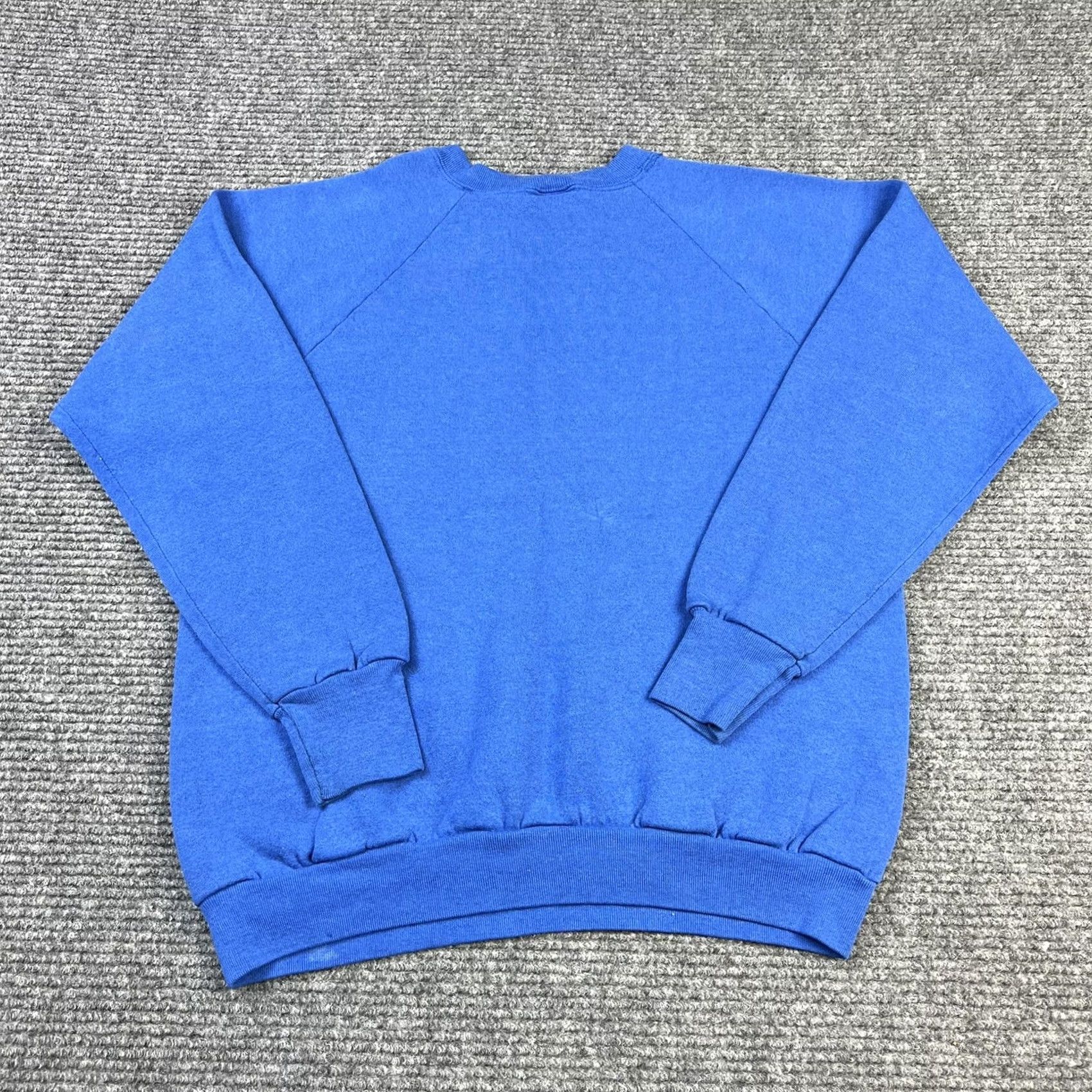 Fruit Of The Loom VINTAGE Winners Gym Raglan Blue Crewneck Sweatshirt M Men 50/50 Cotton/Polyester Graphic 90s Gymuerdo Size US M / EU 48-50 / 2 - 3 Thumbnail