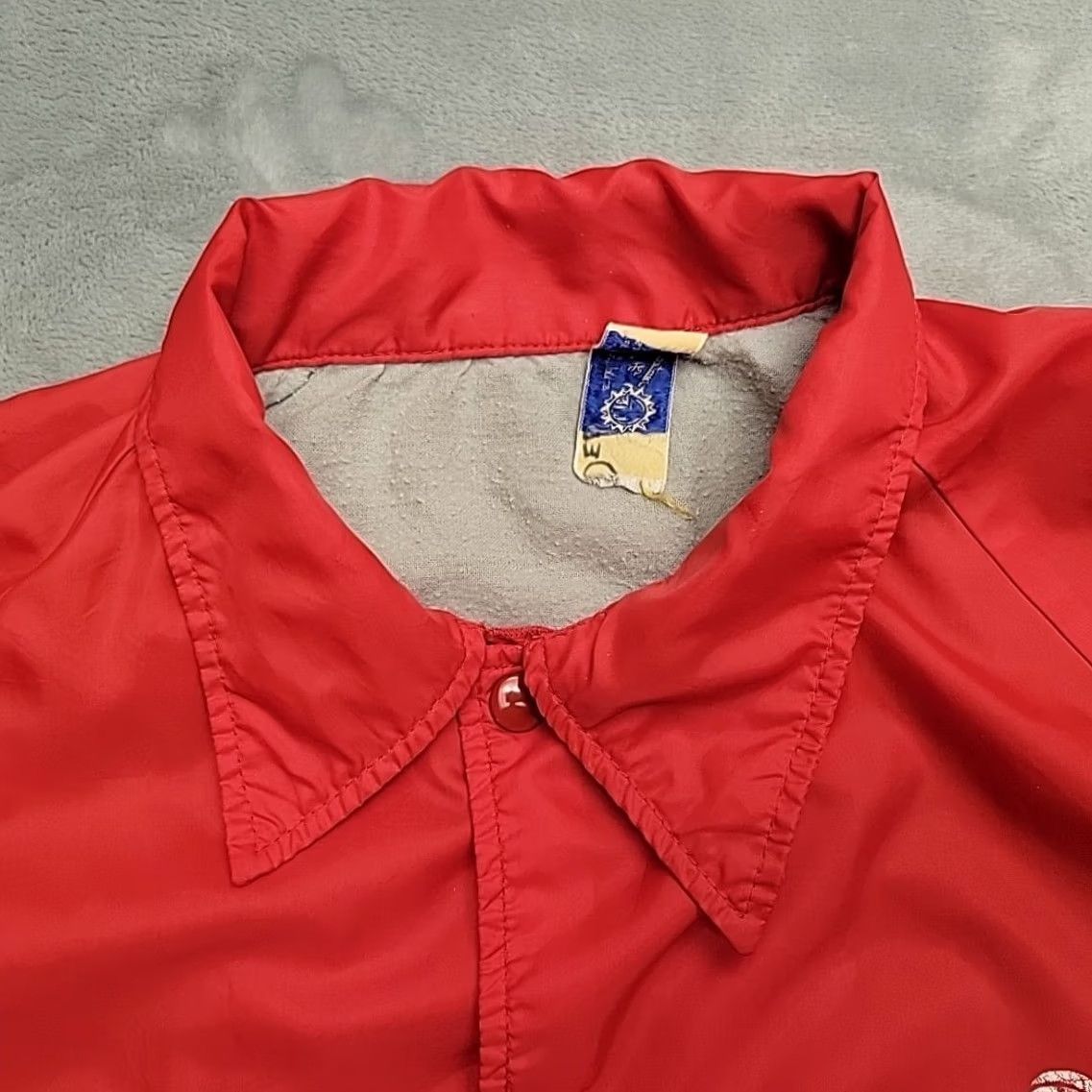 Coach VINTAGE Cobra Jacket Men M Red Windbreaker CB Snake Logo Retro 80s 90s Coach USA Jacket Mens Red Wind-Resistant Snaps USA Size US M / EU 48-50 / 2 - 3 Thumbnail
