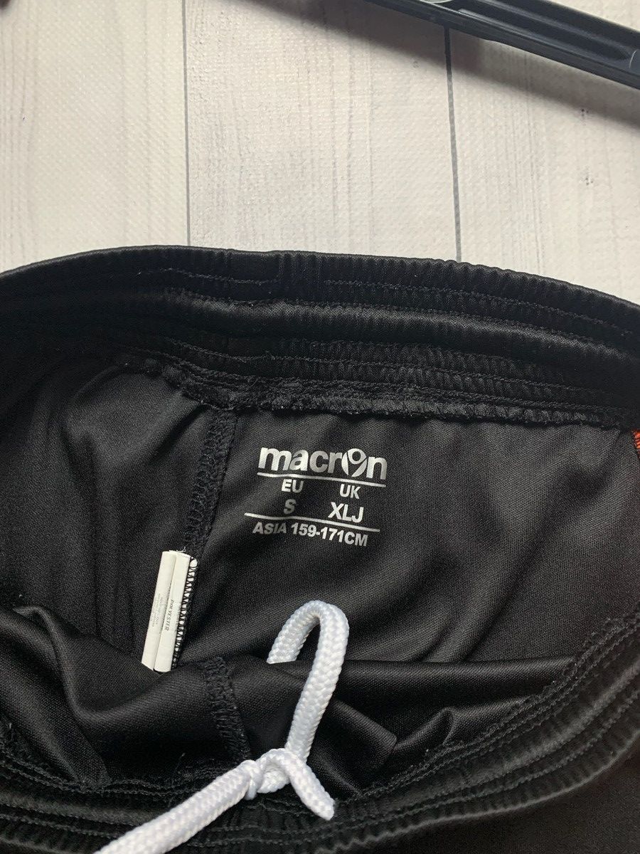 Vintage Vintage Soccer shorts Aston Villa macron size S Black Size US 29 - 4 Thumbnail