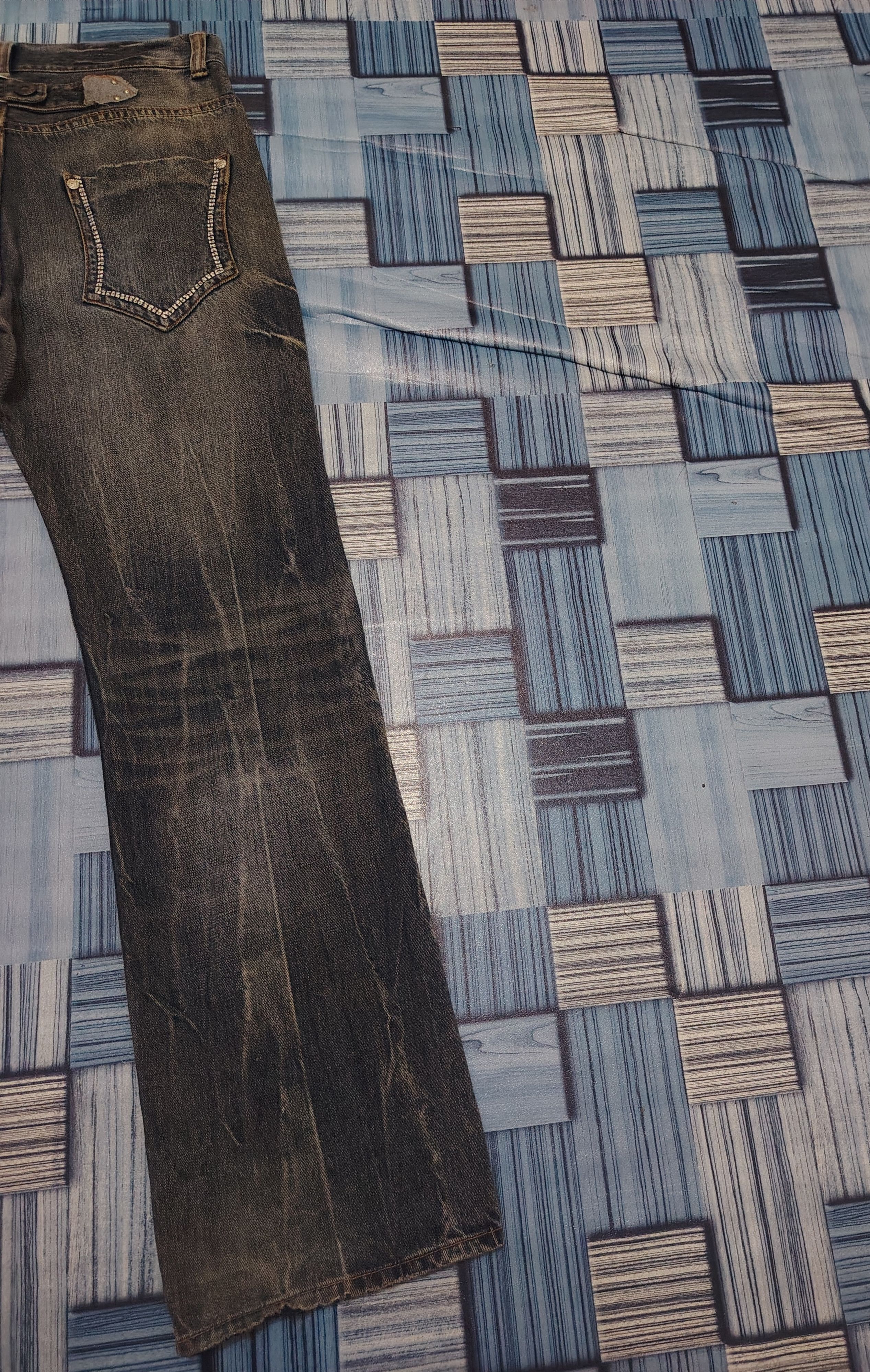 Tornado Mart Japanese Oririn Buckle Back Flared Jeans Distressed Denim Size US 31 - 18 Thumbnail