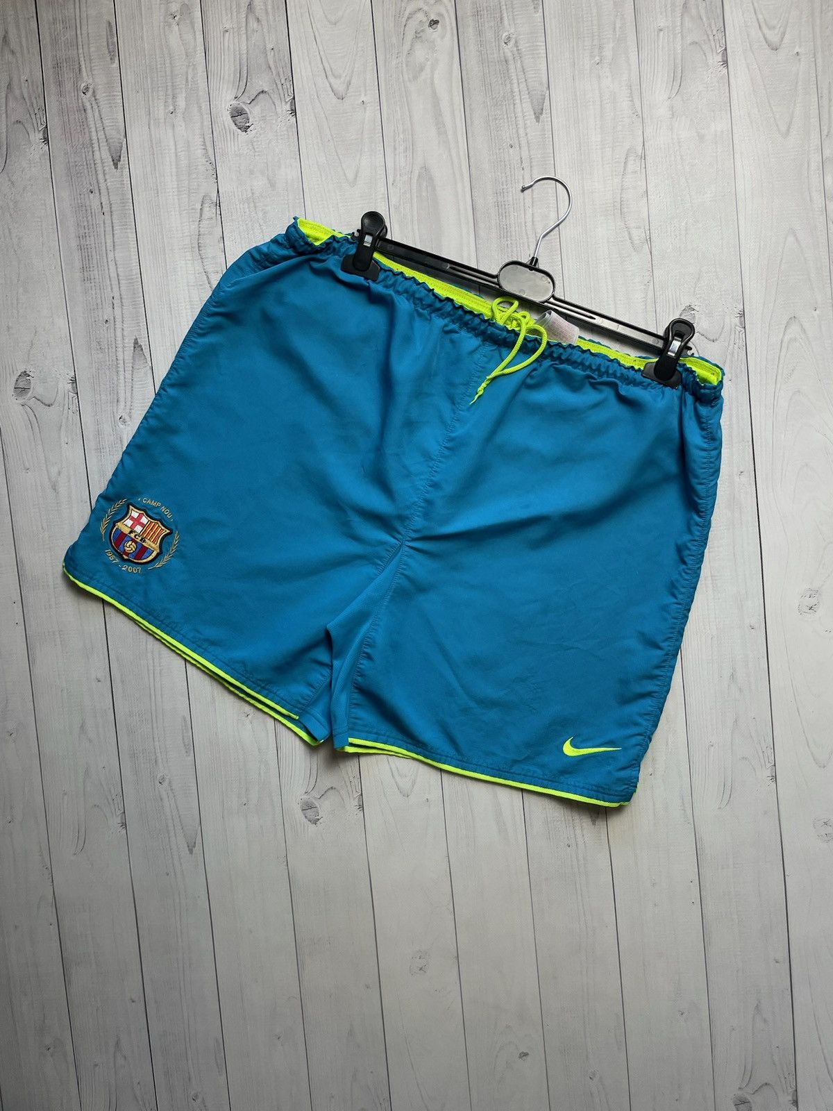 Vintage Vintage Nike Barcelona soccer shorts size L blue away Size US 34 / EU 50 - 1 Thumbnail