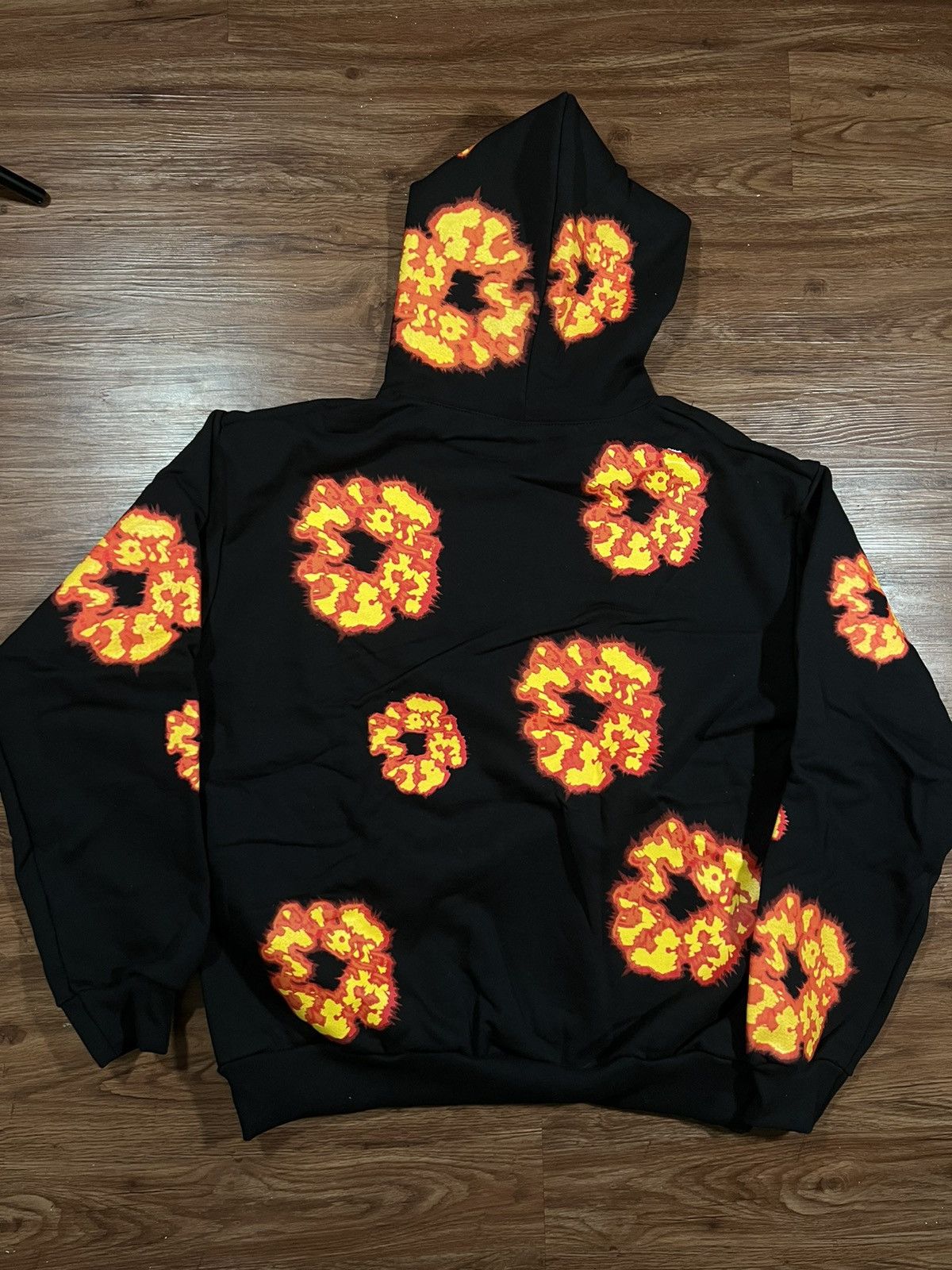 DENIM TEARS Denim Tears OffsetTears Cotton Wreath Hoodie Size US XL / EU 56 / 4 - 2 Thumbnail