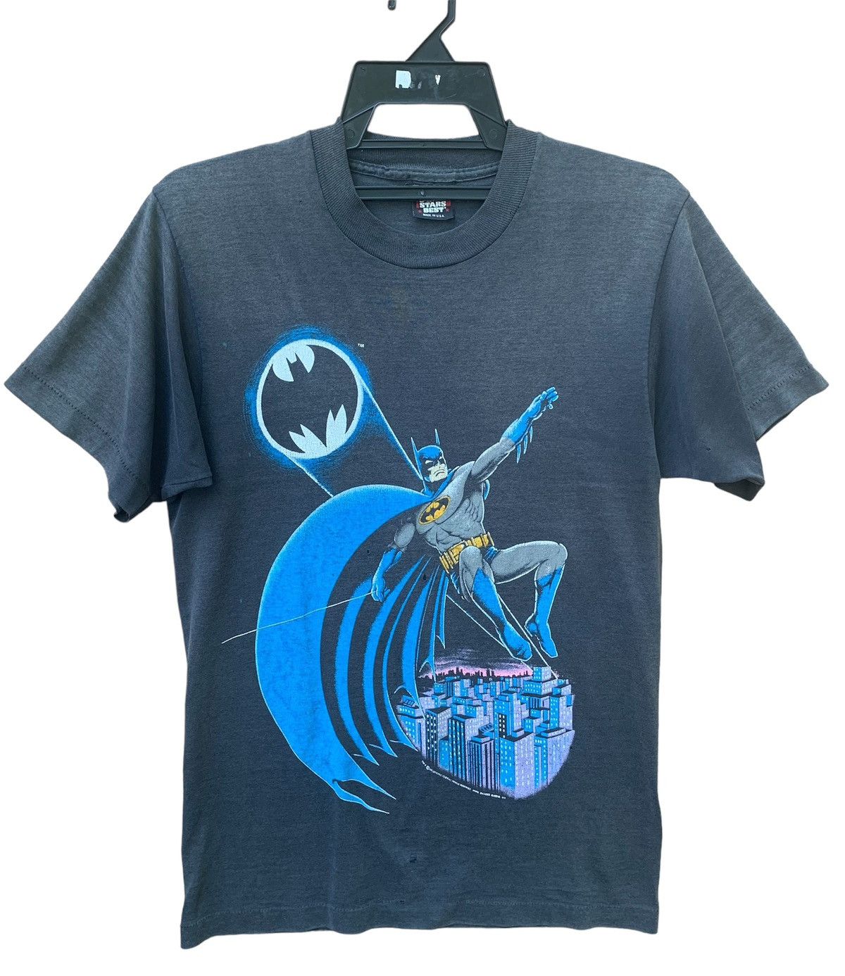 DC Comics Rare Distressed Vintage 80s Batman Superheroes DC Comic Tee Size US M / EU 48-50 / 2 - 1 Thumbnail