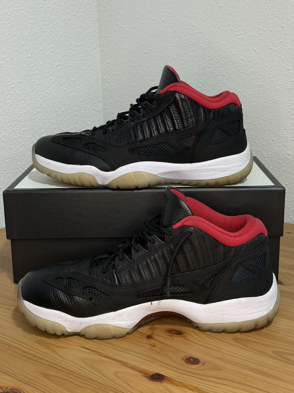 Jordan Brand × Nike Nike Air Jordan 11 Retro Low IE Bred Size US 10.5 / EU 43-44 - 4 Thumbnail