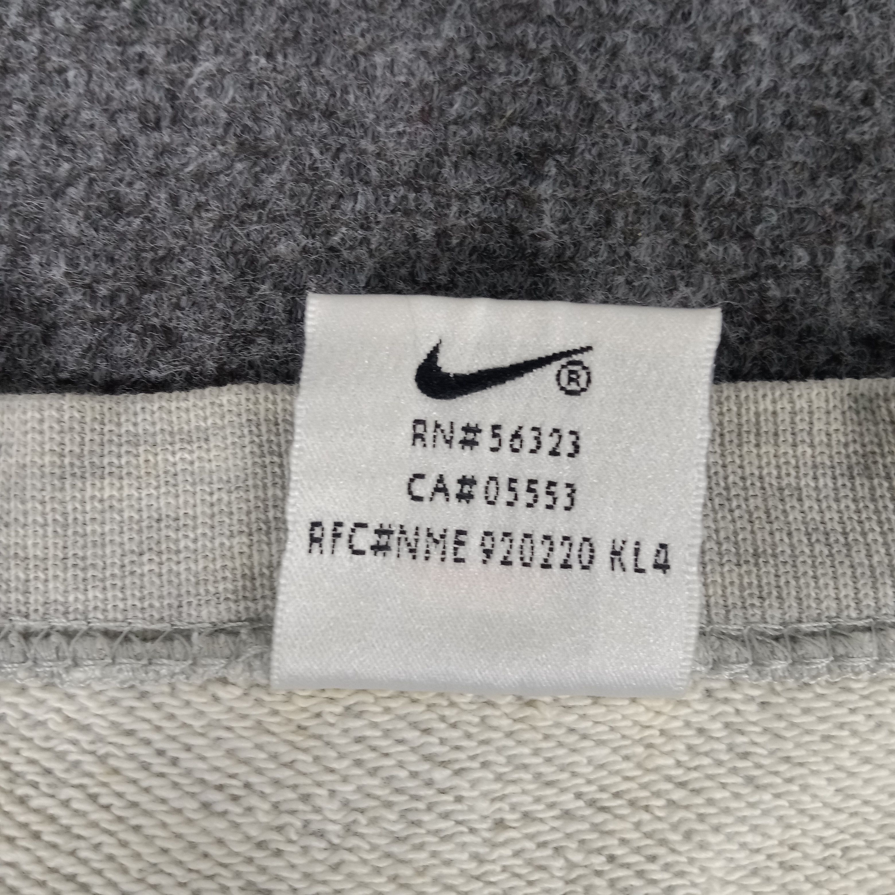 Nike × Vintage Nike Sportswear Style Small Logo Sweatshirt Size US XL / EU 56 / 4 - 4 Thumbnail