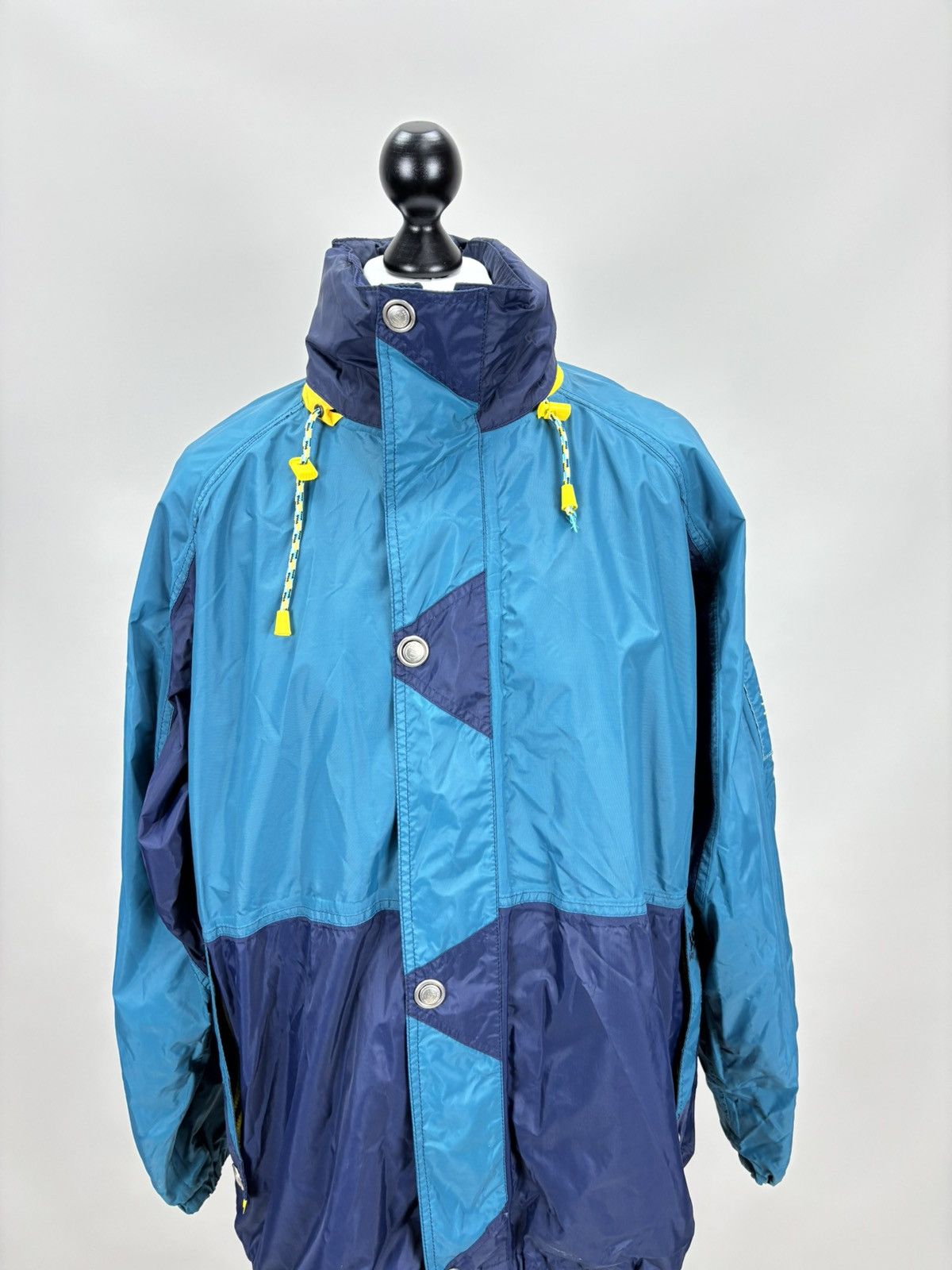 Helly Hansen Mens vintage jacket Helly Hansen Size 58-60 Size US XXL / EU 58 / 5 - 2 Thumbnail