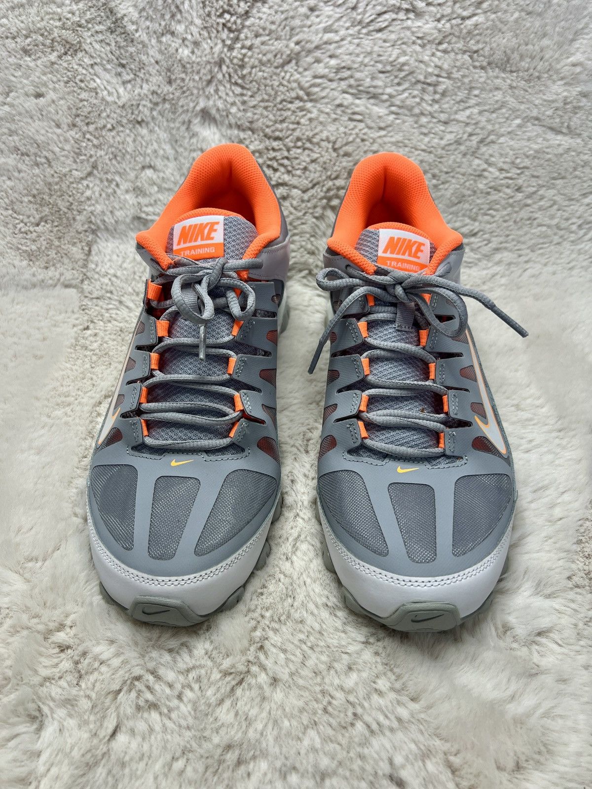 Nike Nike Sneakers REAX 8 TR Wolf Grey Total Orange Size US 10.5 / EU 43-44 - 2 Thumbnail