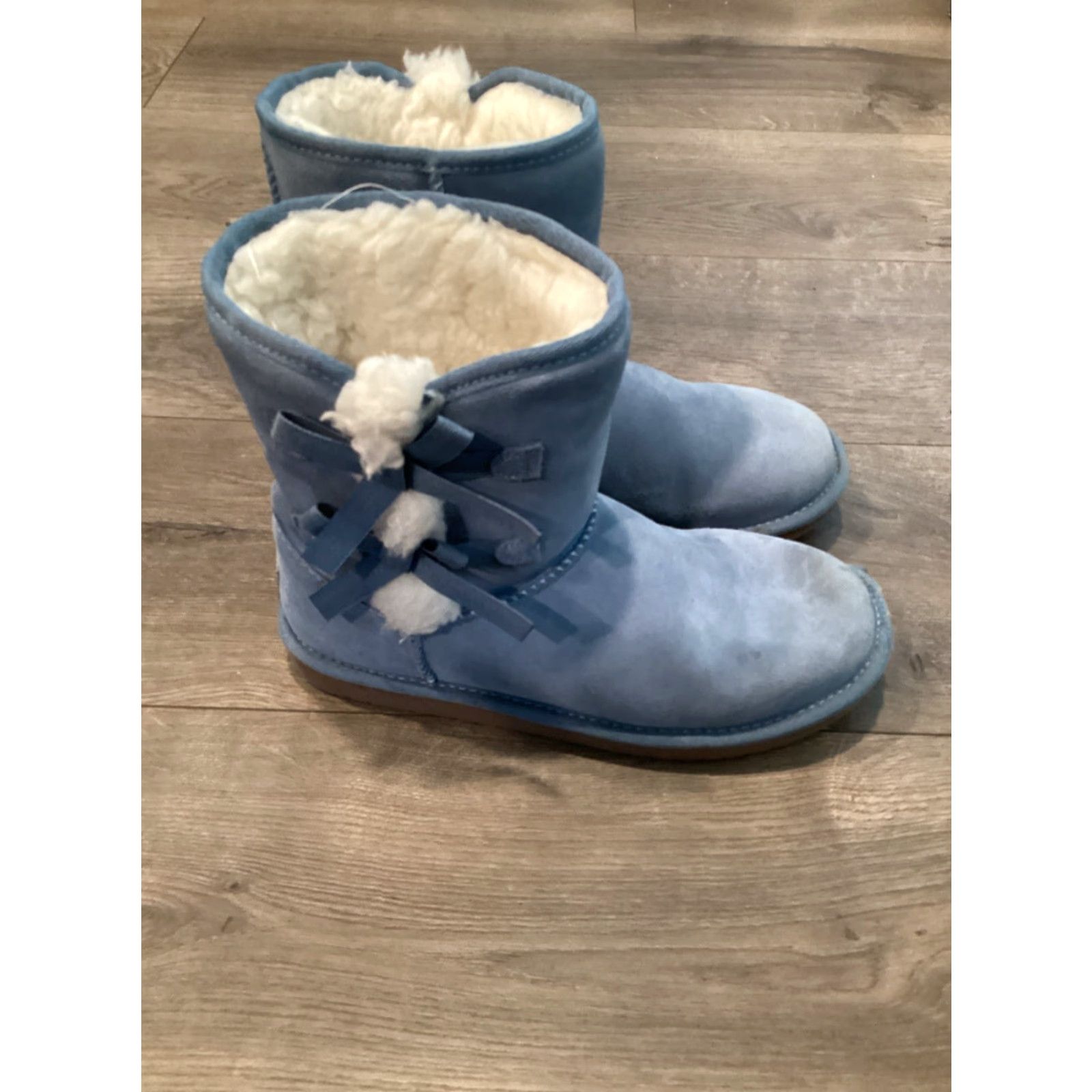 Ugg Koolaburra By UGG Victoria Short Boot Sheepskin Blue 5 Women Womens Bootie 4/5 UK US EU 37 Model 1019372 Size 27" / US 4 / IT 40 - 7 Thumbnail