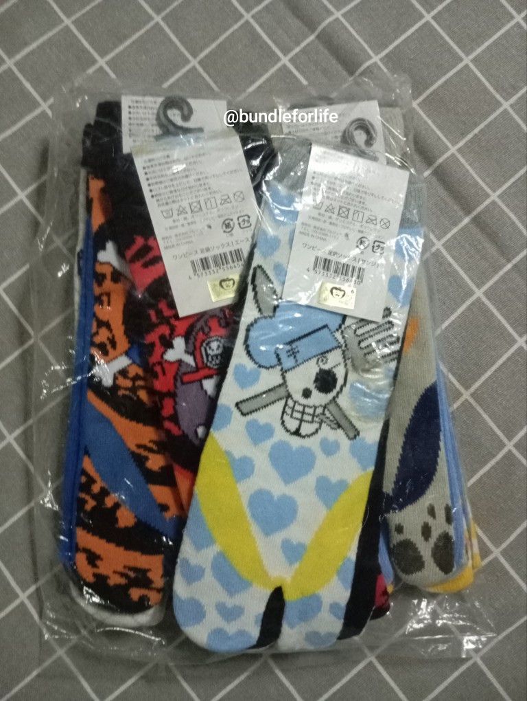 Japanese Brand × One Piece One Piece ☠️ Anime Tabi Socks Unisex 😍 Size ONE SIZE - 3 Thumbnail
