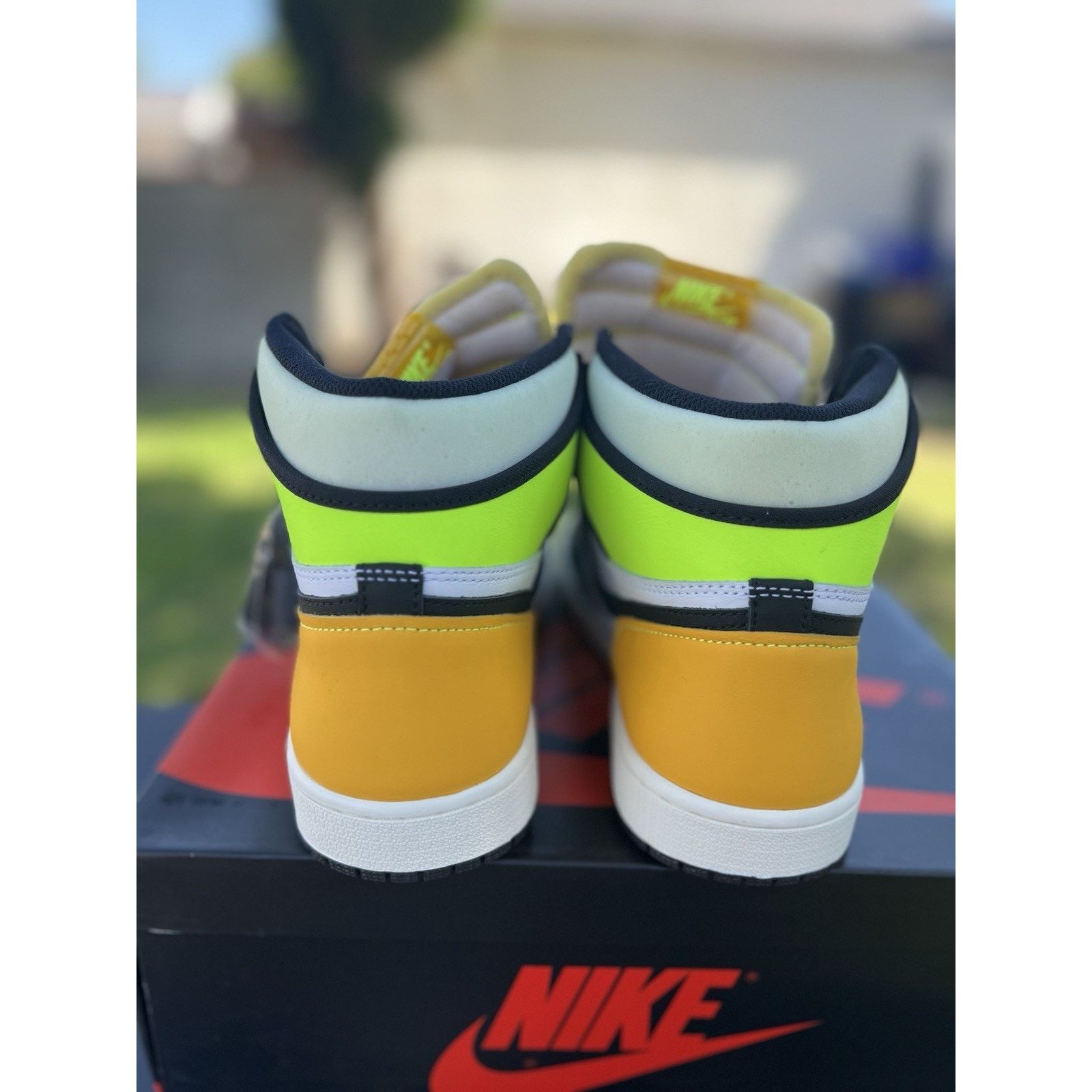 Nike Brand New Nike Air Jordan Retro 1 Volt Gold 2021 Size US 11 / EU 44 - 4 Thumbnail