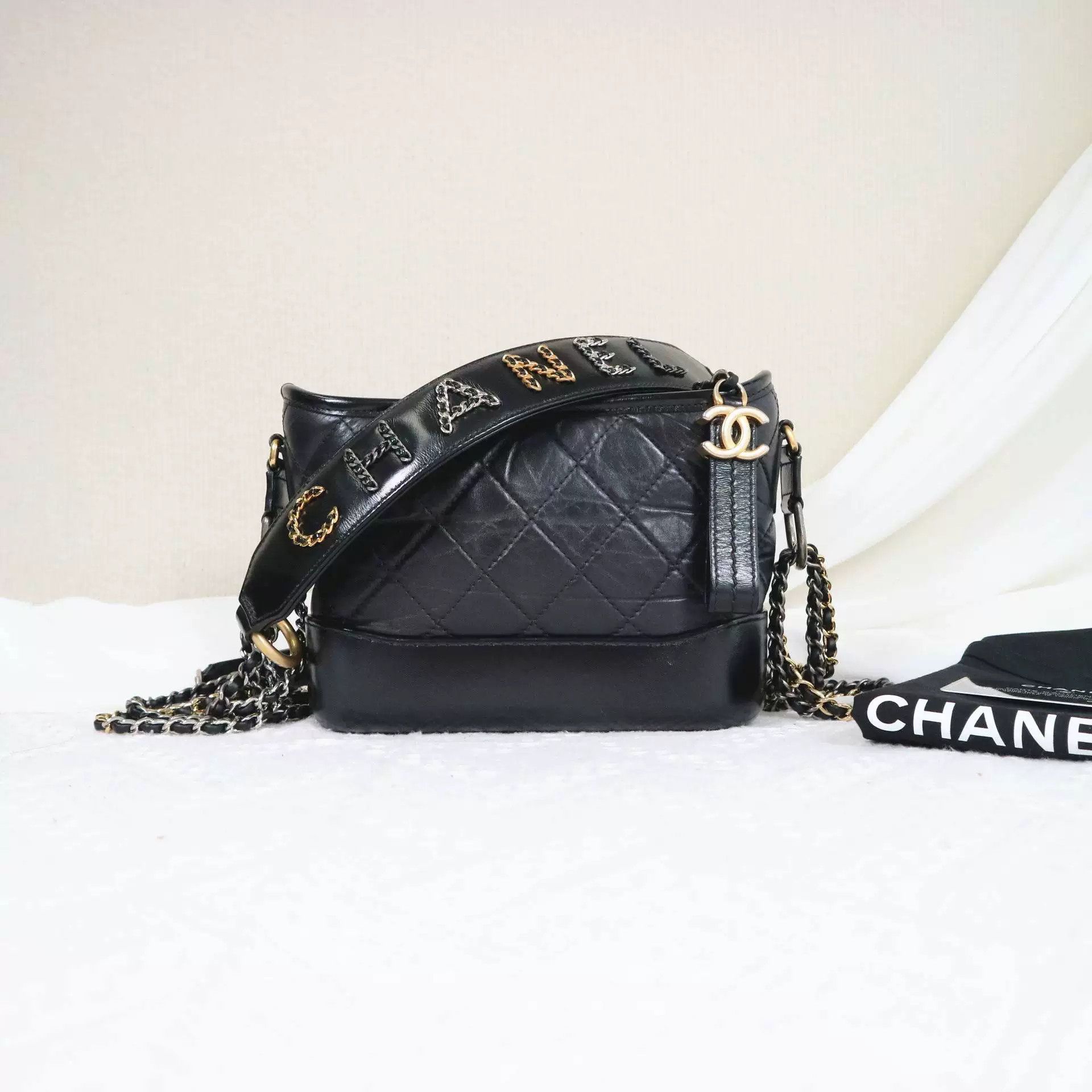 Chanel Pre-loved Bag Very good condition Size ONE SIZE - 1 Thumbnail