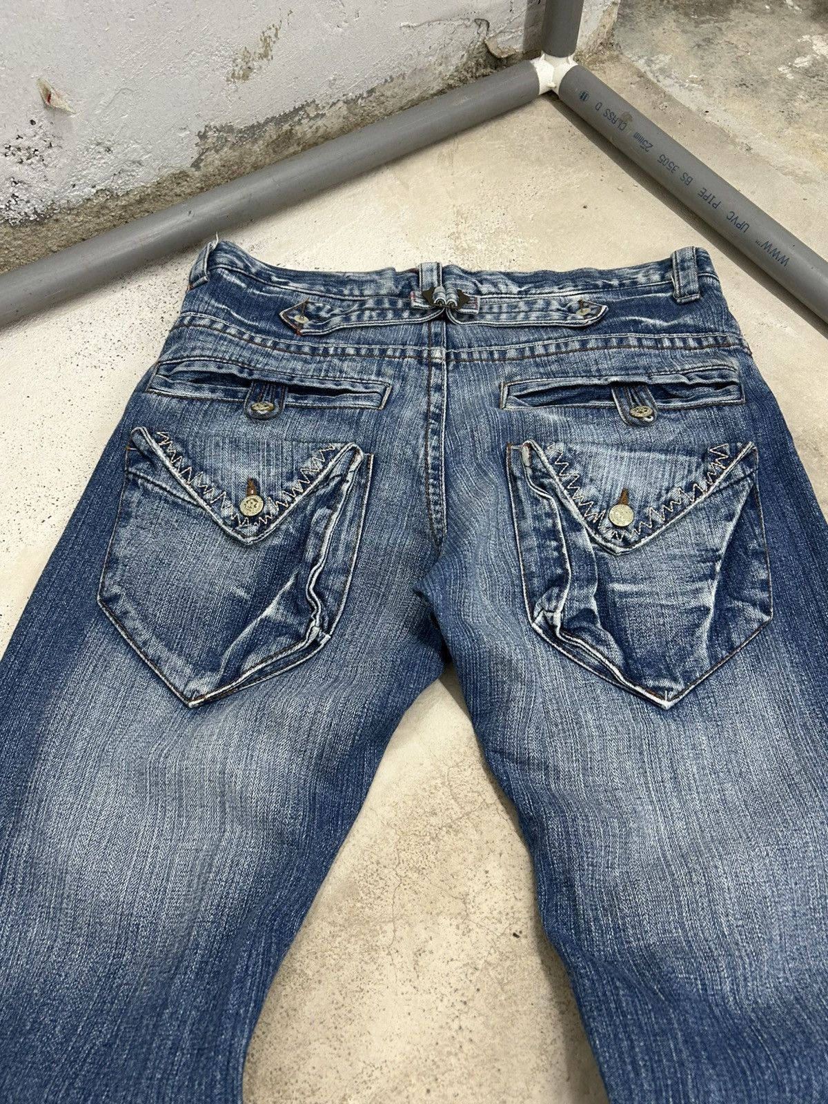 Raw United Edition Japan Washed Buckle Handkerchief Pocket