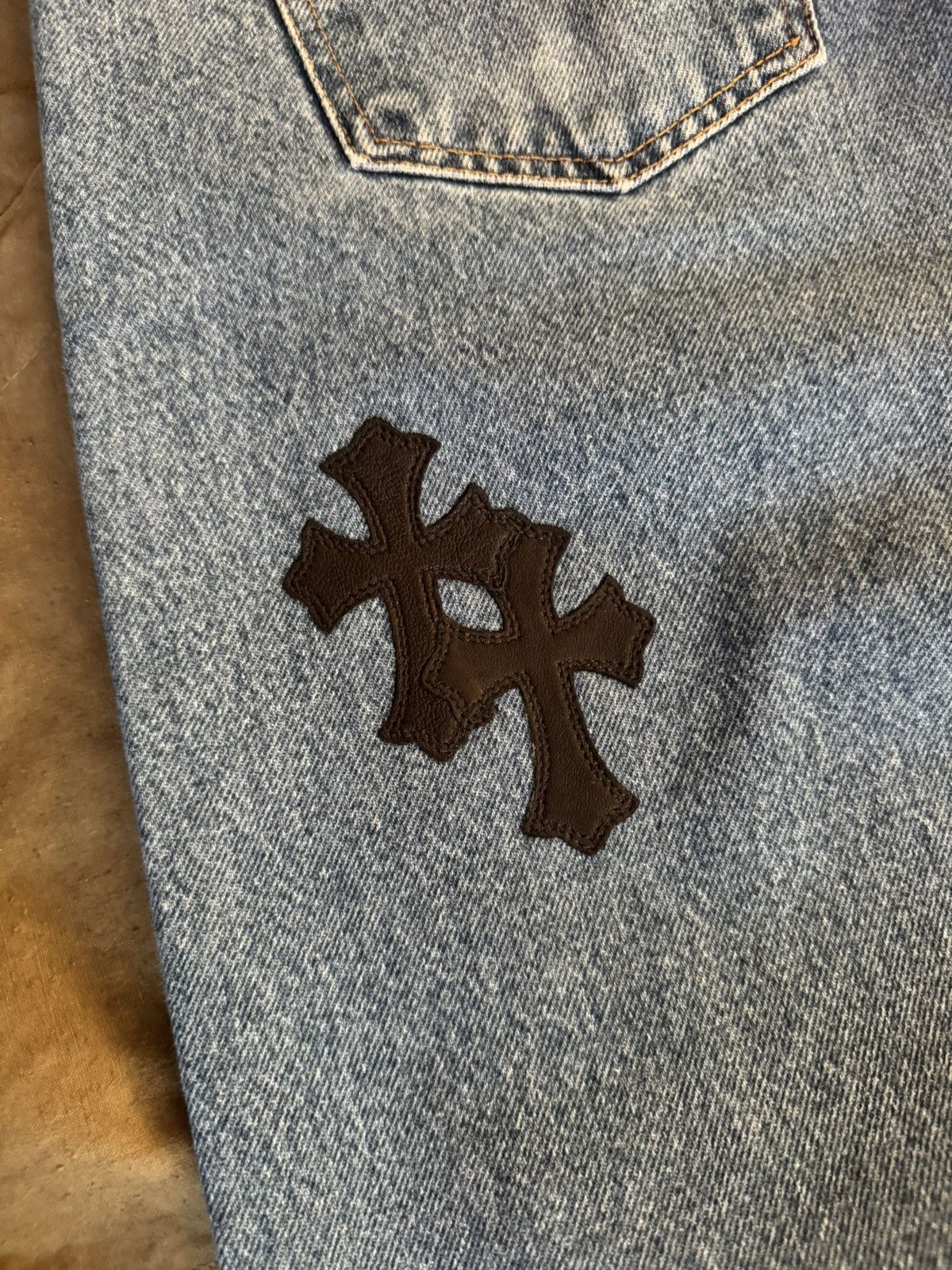 Chrome Hearts × Levi's Chrome Hearts Levi’s Cross Patch Jeans Size US 32 / EU 48 - 15 Thumbnail