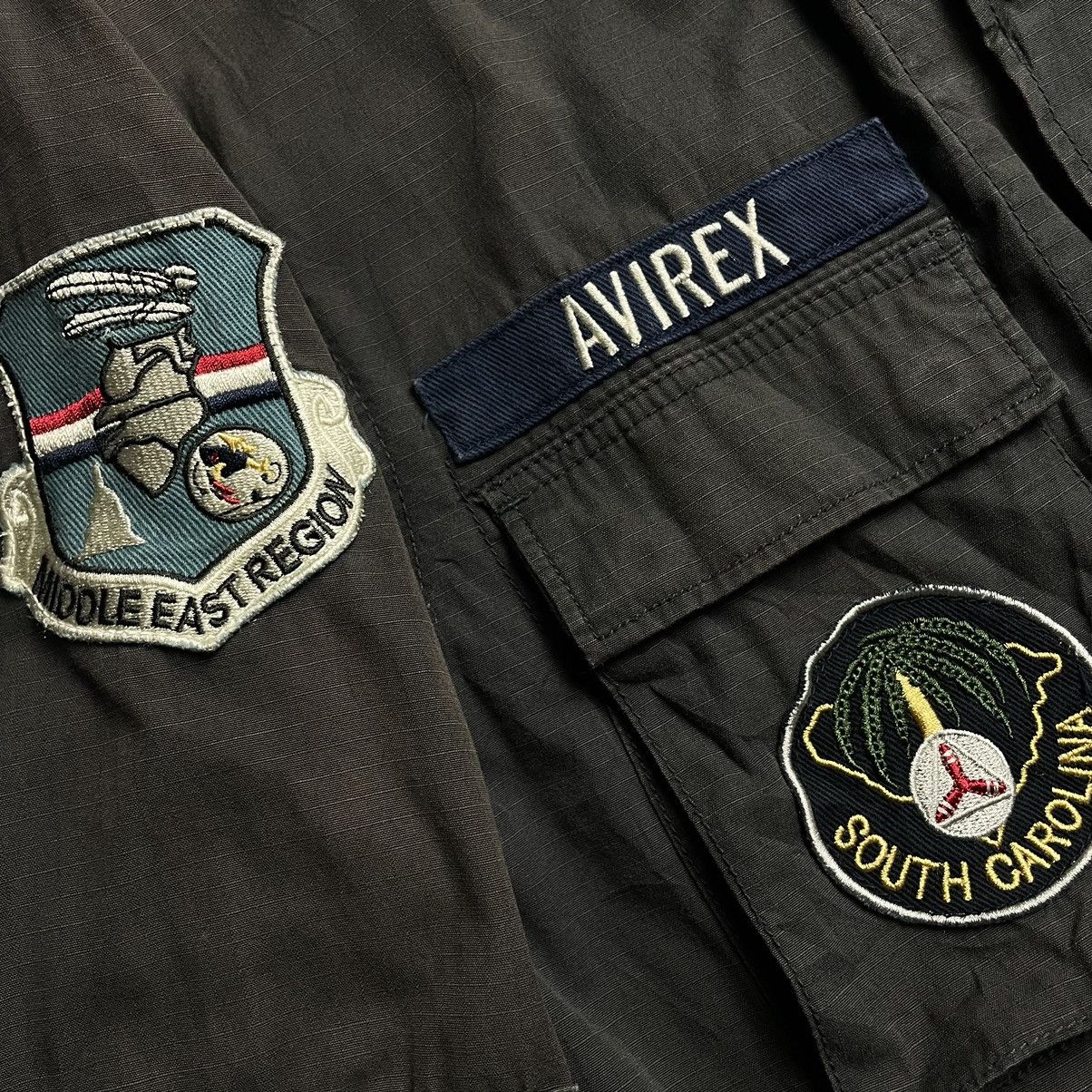 Avirex AVIREX MILITARY PATCHES HIDDEN BUTTON UP WORKSHIRT Size US L / EU 52-54 / 3 - 13 Thumbnail