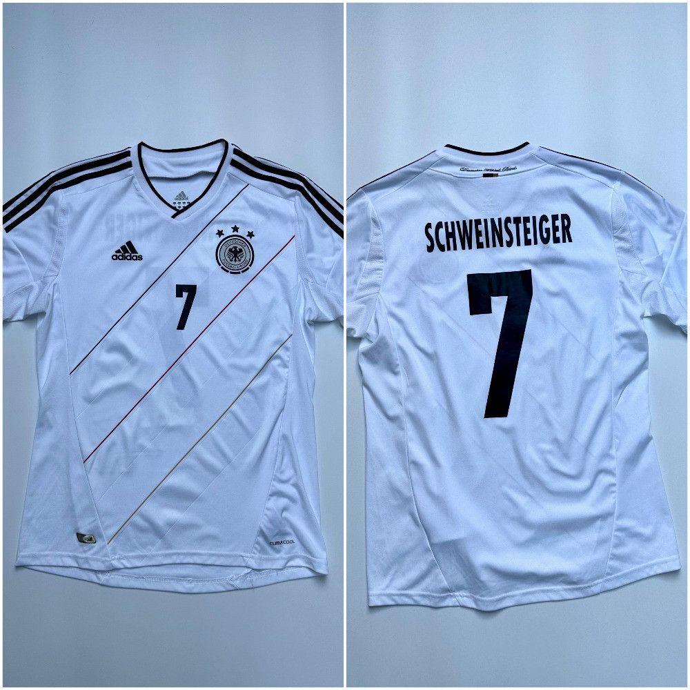 Adidas 2011 2012 Adidas Germany Deutschland Scweinsteiger 7 soccer Size US M / EU 48-50 / 2 - 1 Thumbnail