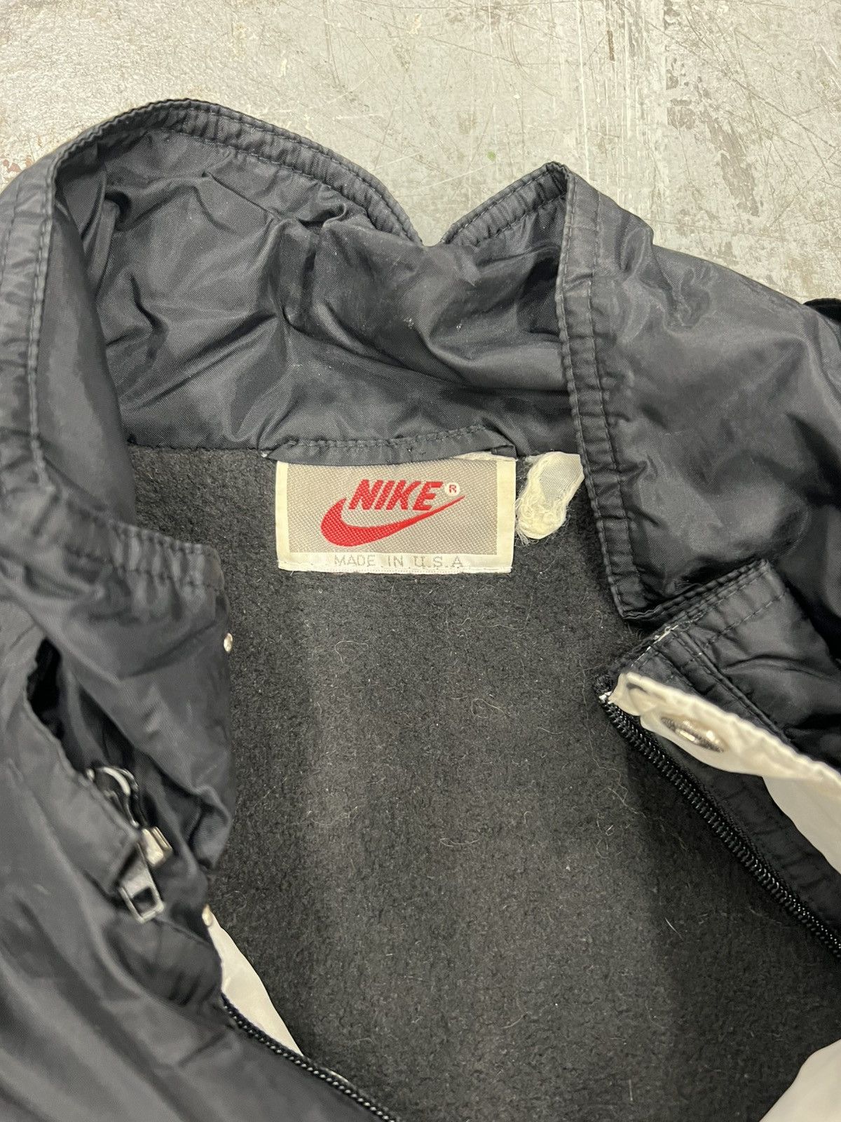 Nike Vintage Nike Full Zip Fleece Lined Heavyweight Jacket Size US XL / EU 56 / 4 - 4 Thumbnail