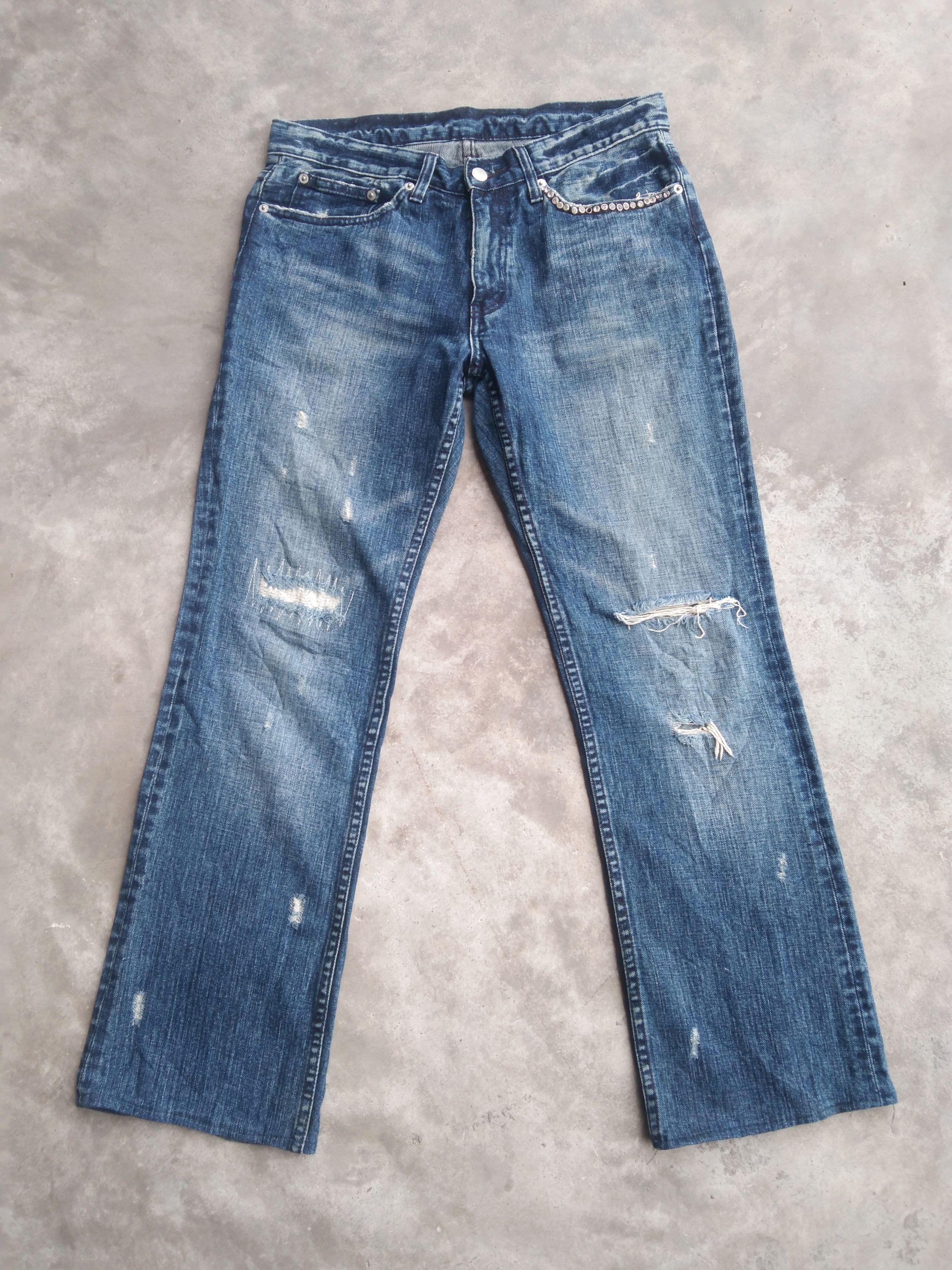 Japanese Brand Japanese Brand Abx Boot Cut Distressed Jeans 30x29 Size US 30 / EU 46 - 1 Thumbnail