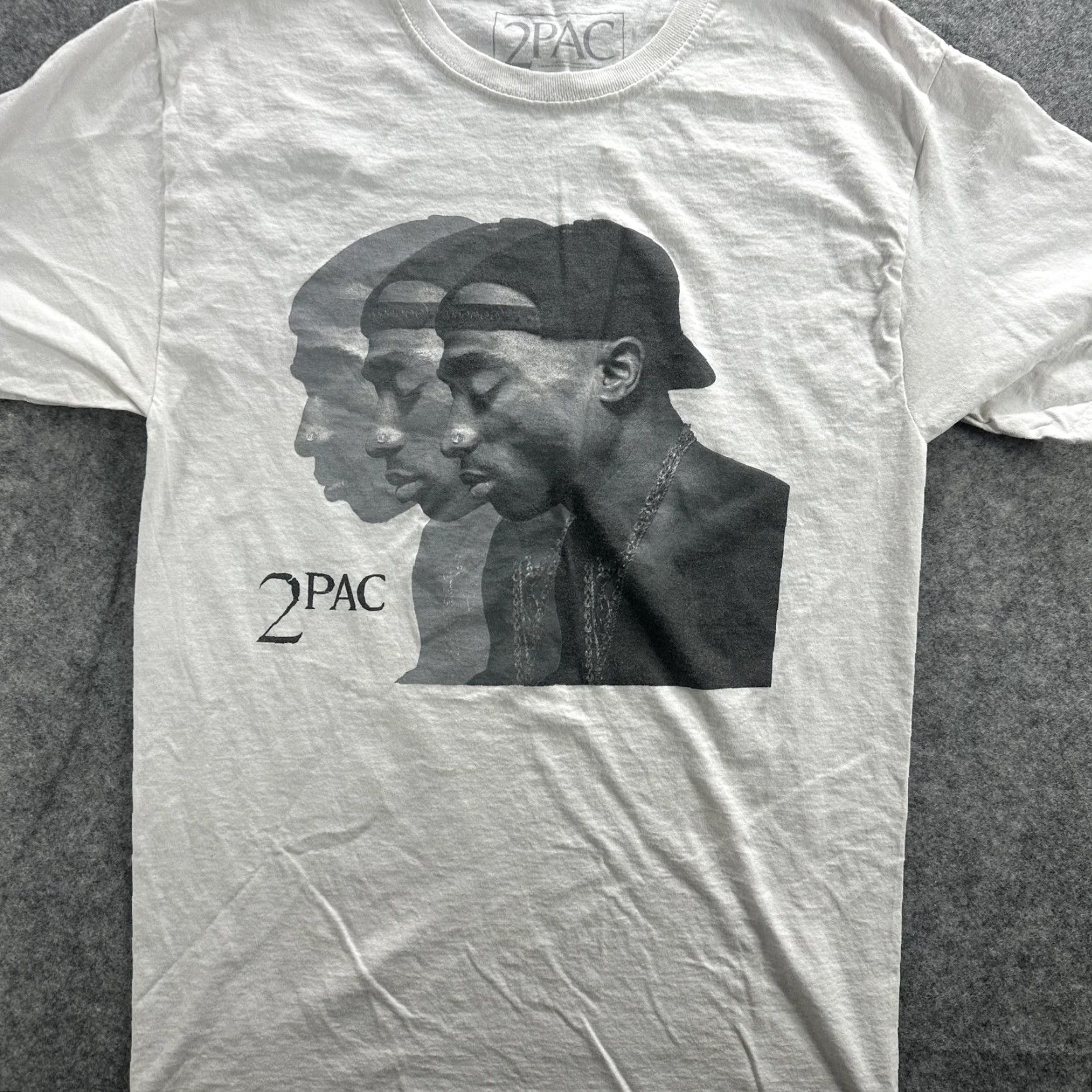Vintage 2Pac Shirt Mens Small White Hip Hop Rap Graphic Tee 90s Music Legend T-Shirt Men XS S? Size US S / EU 44-46 / 1 - 2 Thumbnail