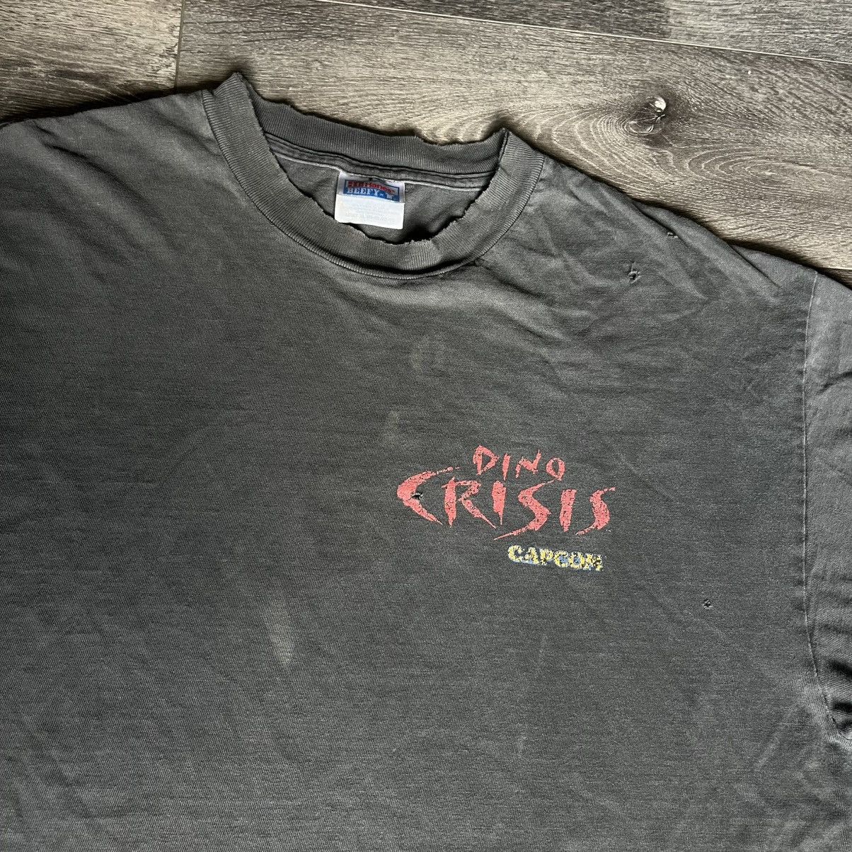 Vintage Vintage 1999 Dino Crisis Capcom PS1 Video Game Promo T Shirt Size US XL / EU 56 / 4 - 2 Thumbnail