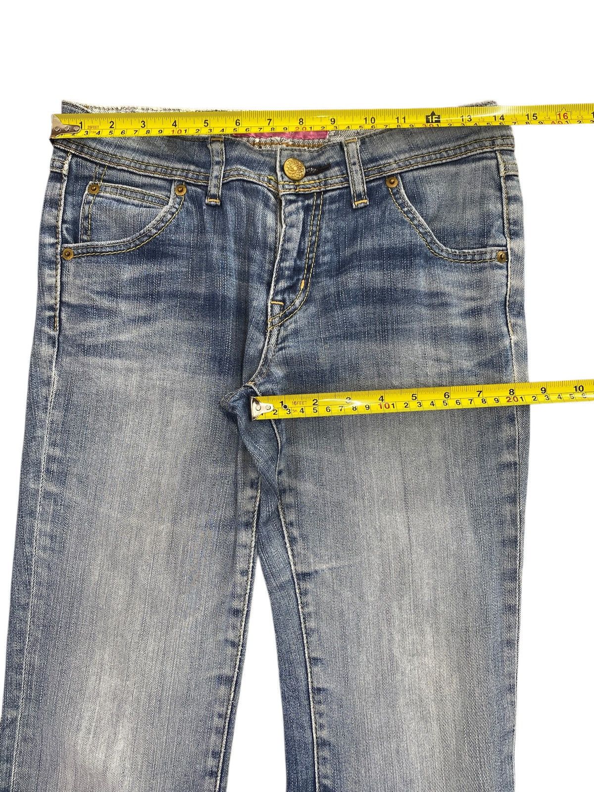 Uniqlo Uniqlo Style Up Faded Wash Style Flare Jeans Size US 28 / EU 44 - 9 Thumbnail