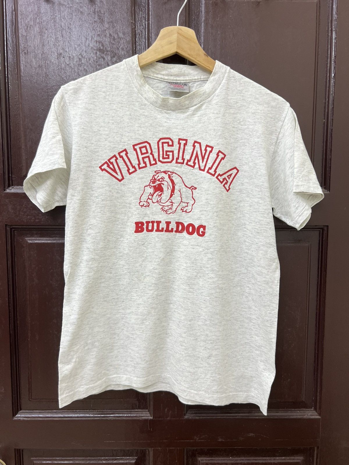 Vintage Vintage 90s Oneita Tag Virginia BullDog Single Stich Tee Size US S / EU 44-46 / 1 - 1 Thumbnail