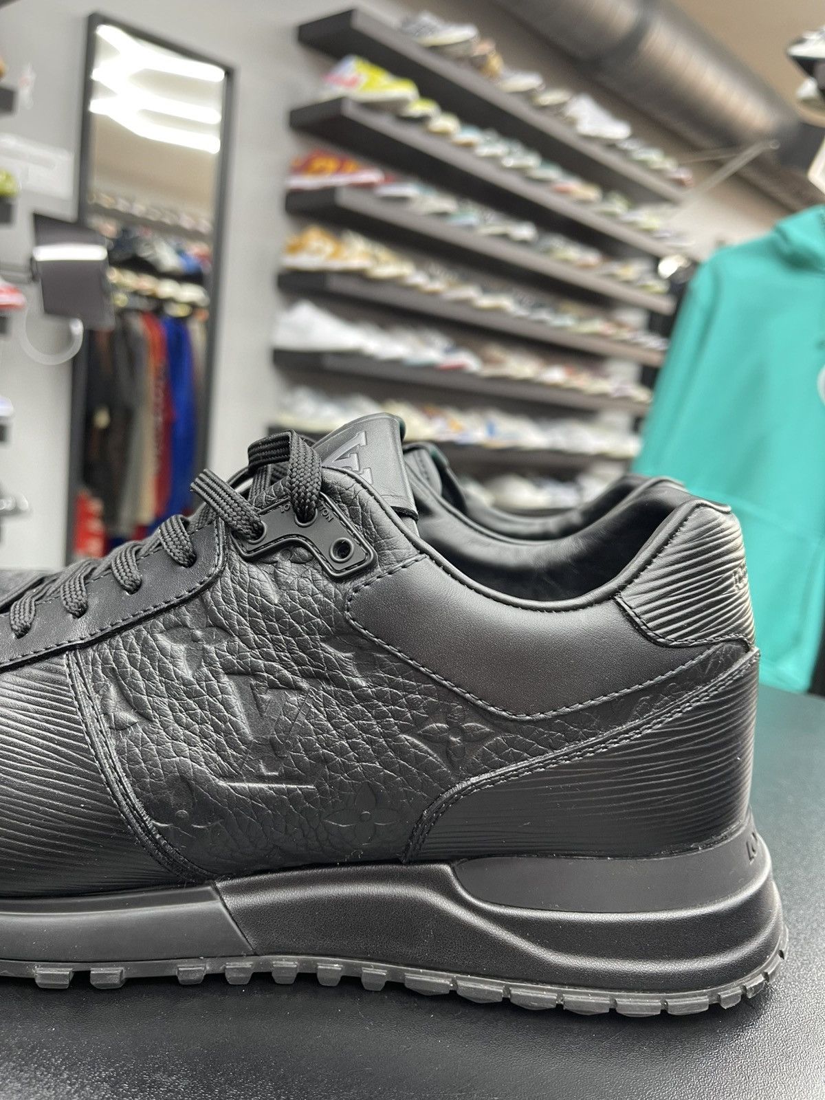Louis Vuitton Size 10US/9LV - Louis Vuitton Run Away Sneakers Monogram Size US 10 / EU 43 - 5 Thumbnail