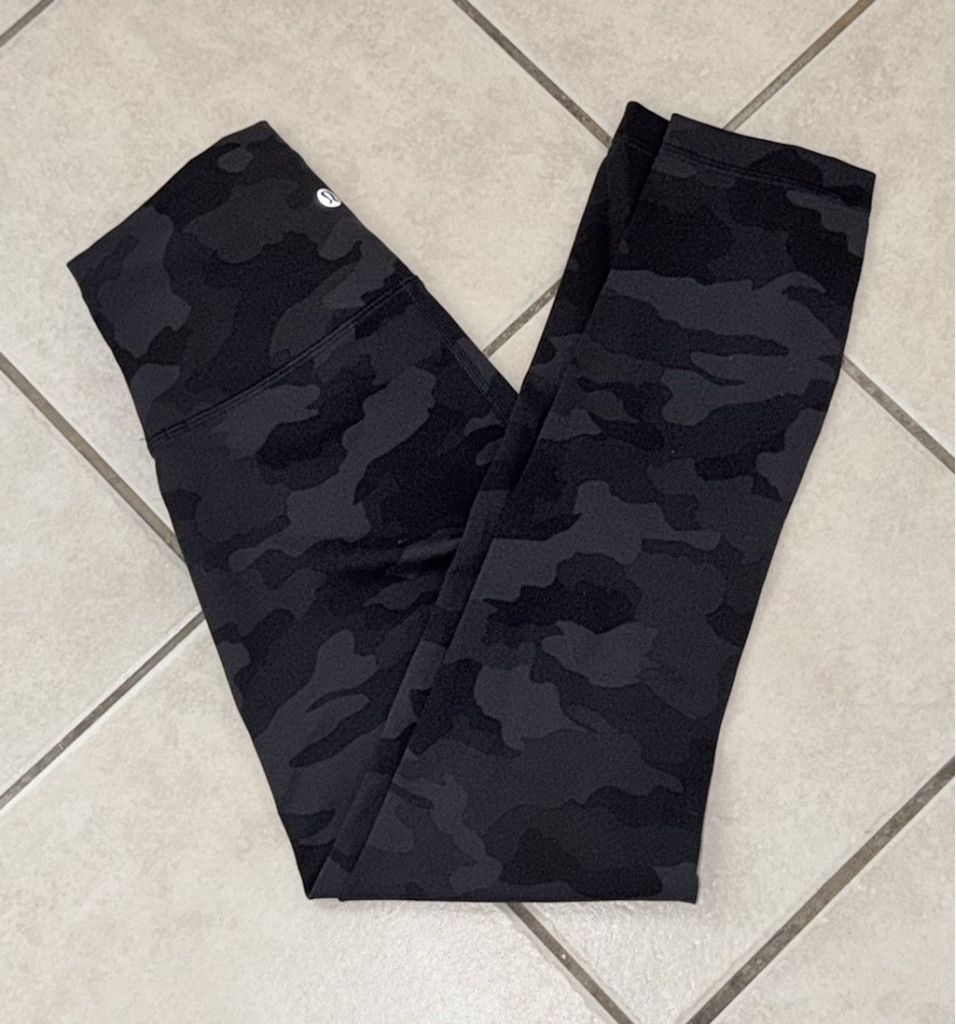Lululemon Lululemon Wunder Train HR Crop Tight 23” Camo Gray SIZE 4 Size 27" / US 4 / IT 40 - 3 Thumbnail