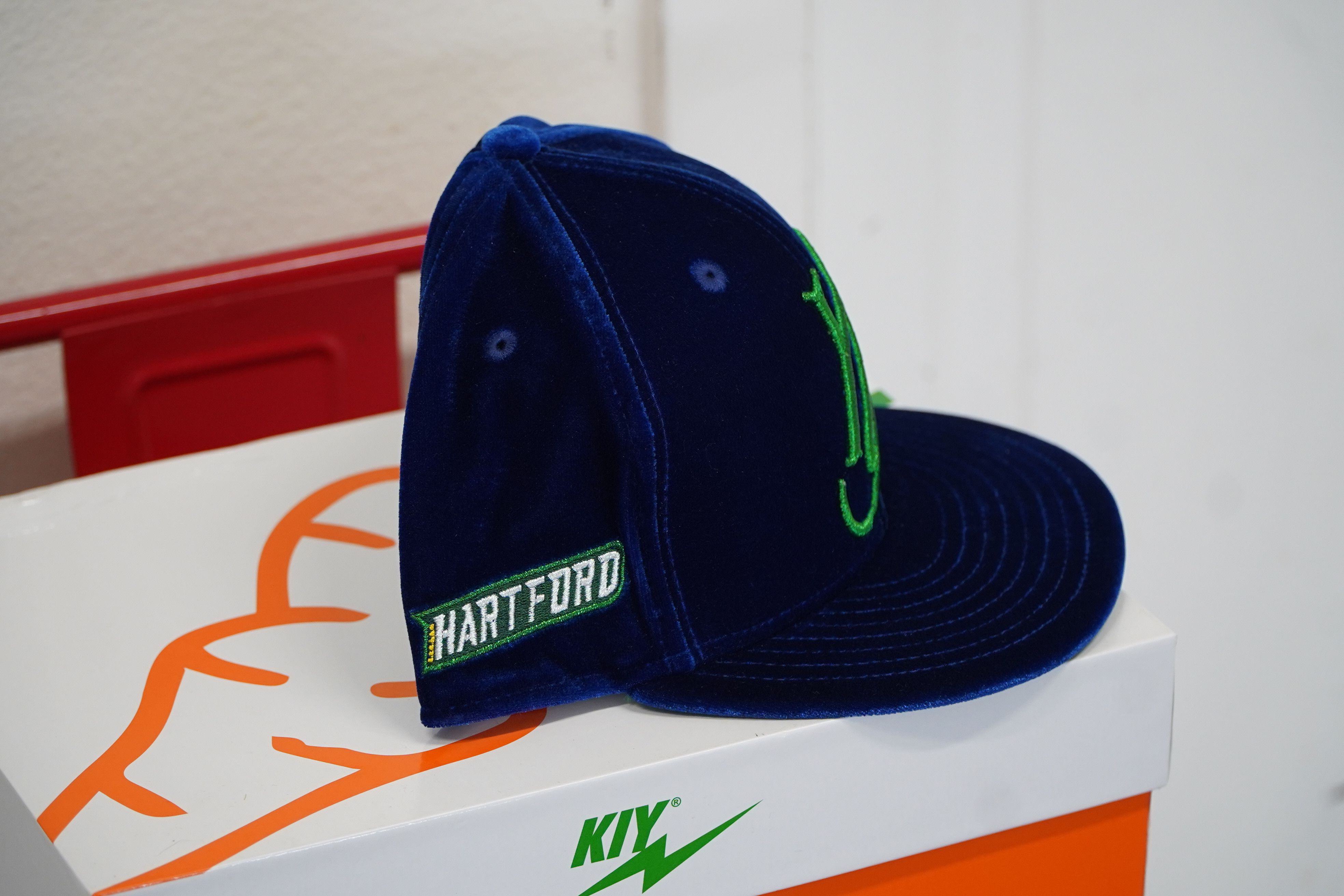 Velour Hartford YardGoats