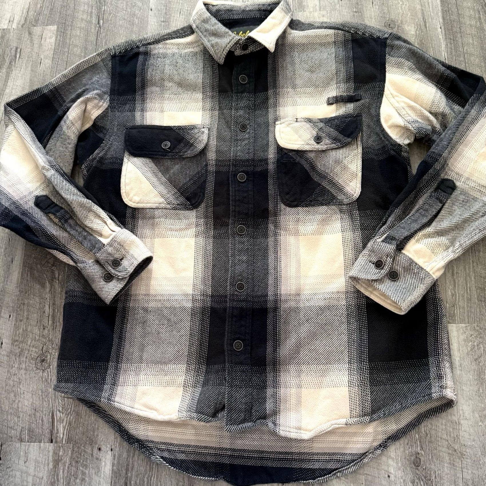 Vintage Cabelas Heavyweight Shirt Mens Large Long Sleeve Plaid Button Up Outdoor Black Casual Workwear Size US L / EU 52-54 / 3 - 3 Thumbnail