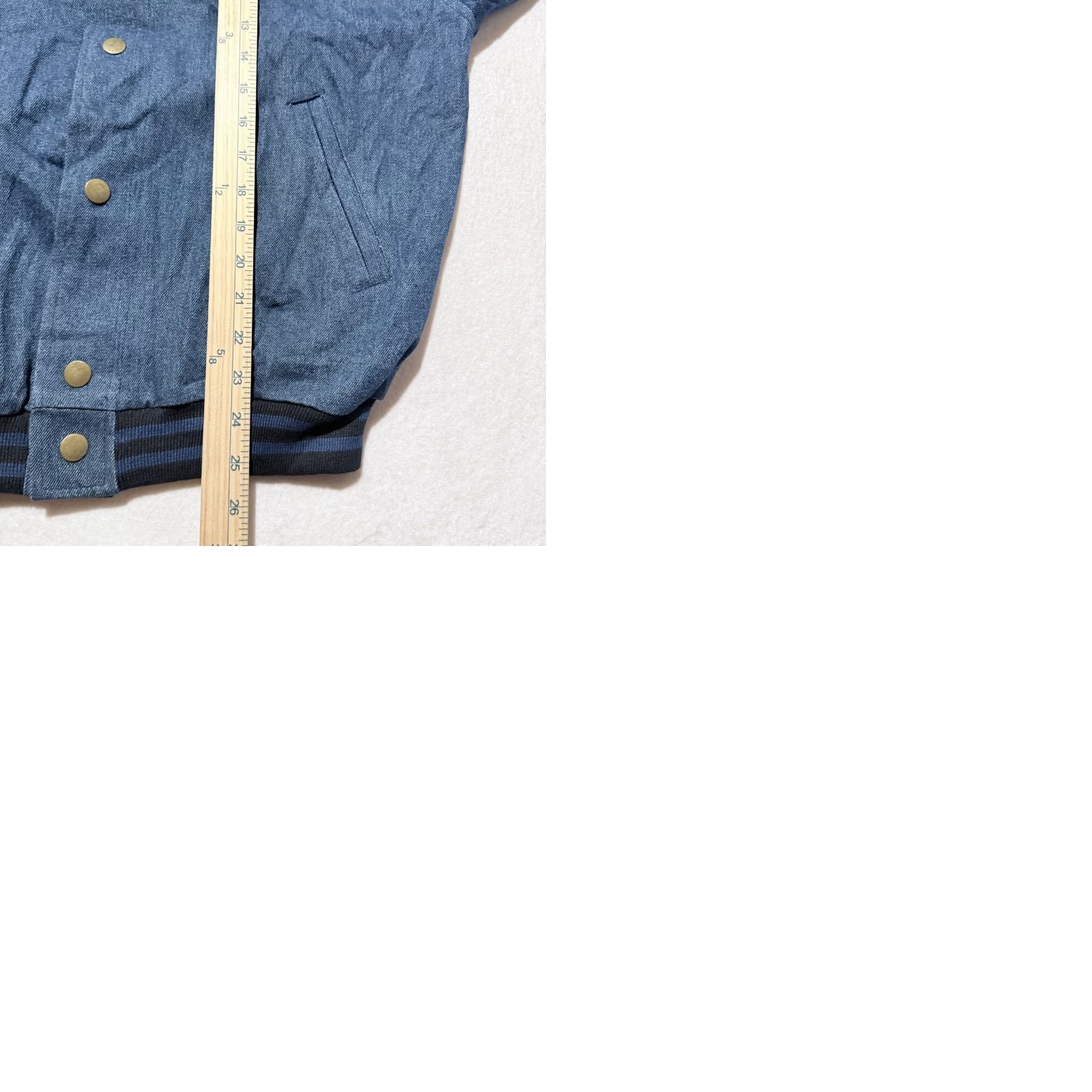 Vintage VINTAGE Hilton Active Apparel Bomber Jacket Men Blue Plaid Lined Snap Small Size US S / EU 44-46 / 1 - 10 Thumbnail