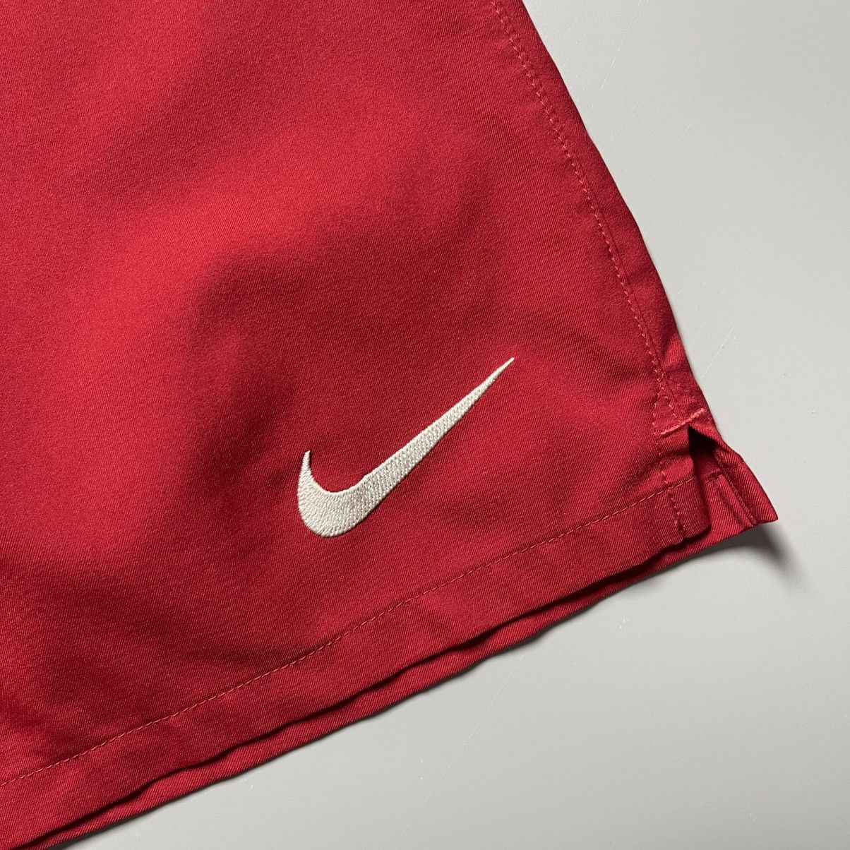 Nike PORTUGAL NIKE 2014 WORLD CUP FOOTBALL HOME SHORTS Size US 27 - 3 Thumbnail