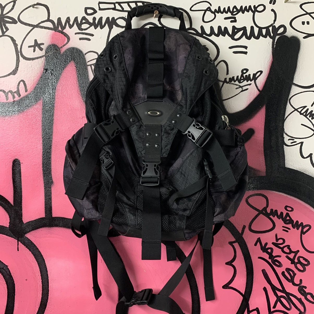 Oakley Oakley icon 3.0 backpack gorpcore | Grailed