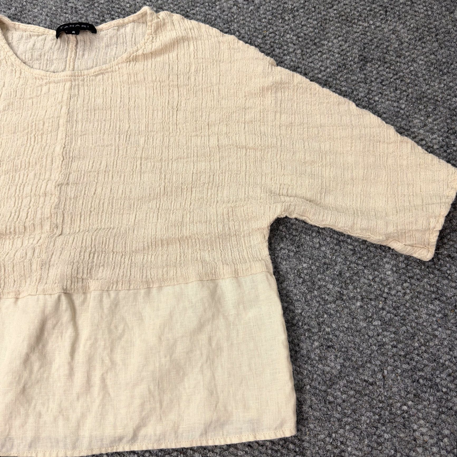 Vintage Tahari Blouse Women's Small Beige Linen Cotton Short Sleeve Casual Tunic Size S / US 4 / IT 40 - 2 Thumbnail