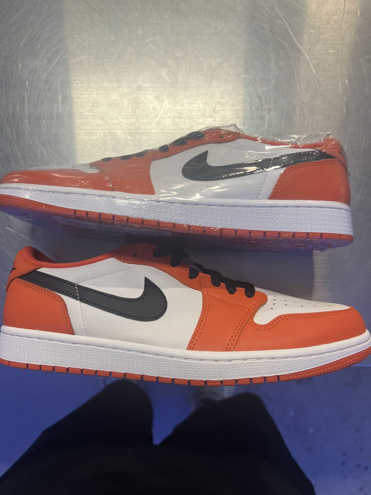 Jordan Brand Jordan 1 low starfish Size US 10.5 / EU 43-44 - 1 Thumbnail