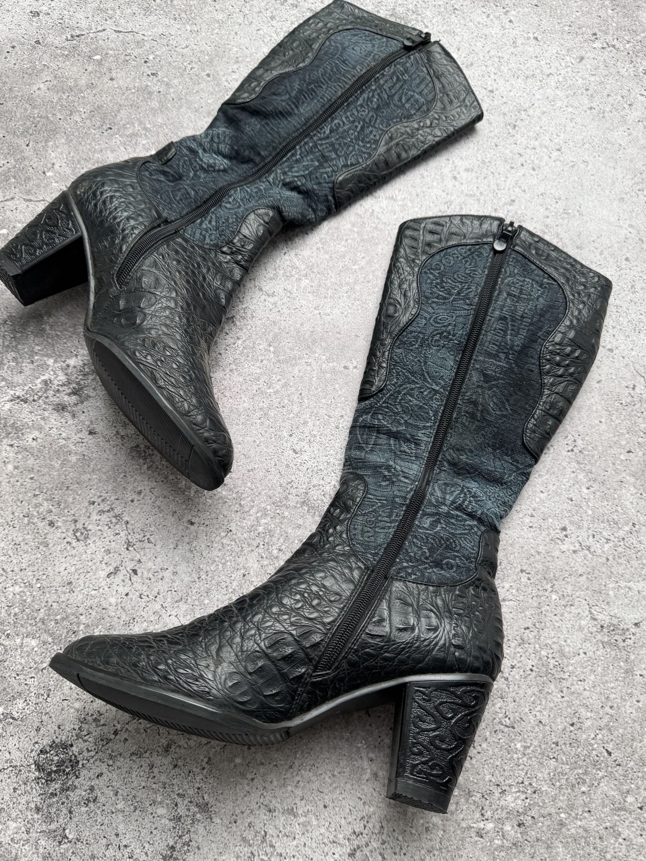 Vintage Vintage Printed Leather Boots With Belt C2(V496) Size US 7 / IT 37 - 6 Thumbnail