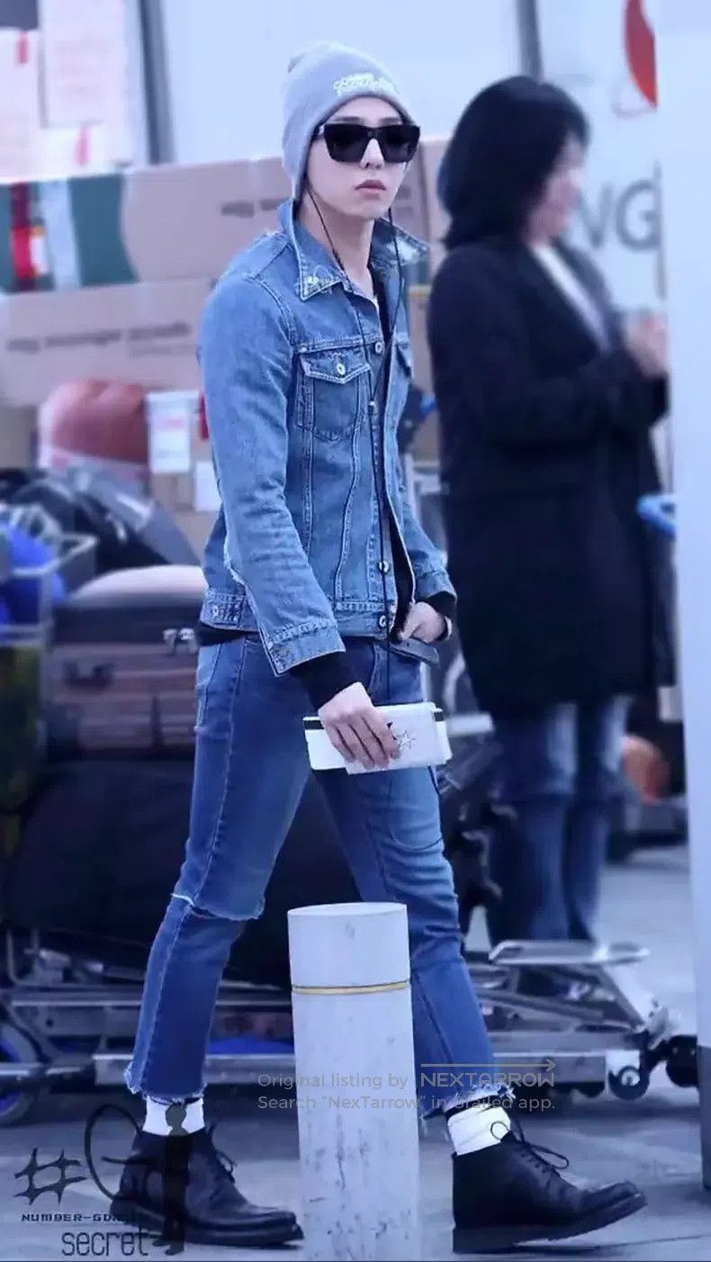 Saint Laurent Paris Saint Laurent Paris Classic Single Knee Cut-Out Washed Den Size US 28 / EU 44 - 1 Thumbnail
