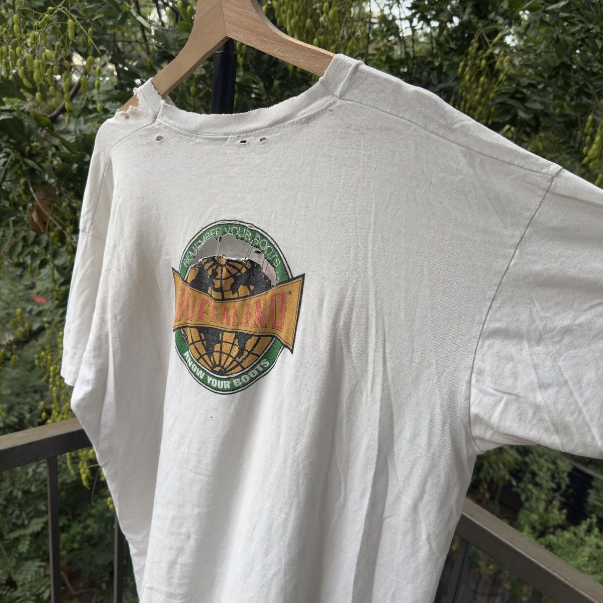 Vintage MTV Beach Thrashed Faded Distressed Shirt ERD Grunge Size US XL / EU 56 / 4 - 5 Thumbnail