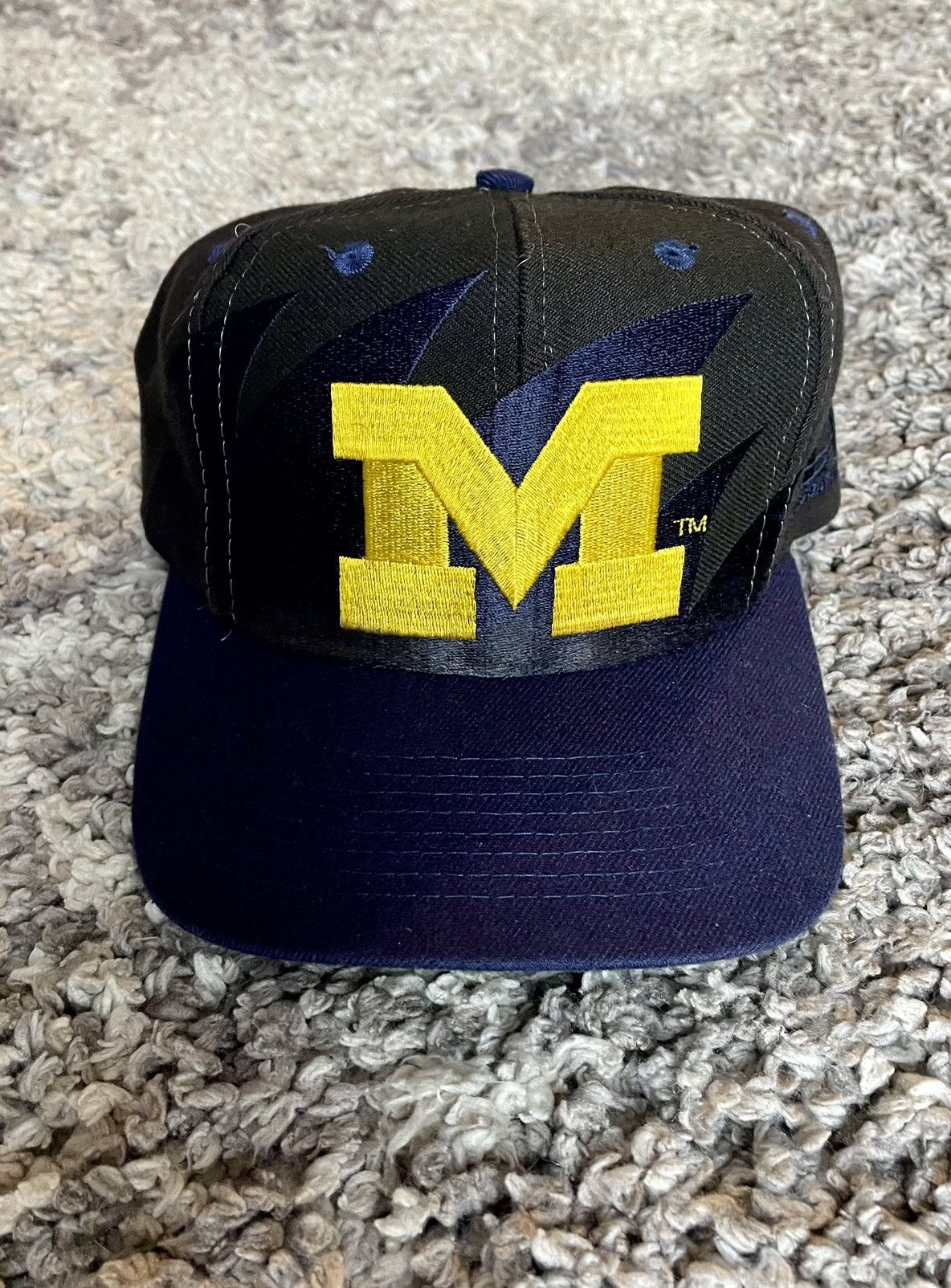 image of Logo Athletic x Snap Back Michigan Black Dome Shark Tooth in Navy/Black, Men's