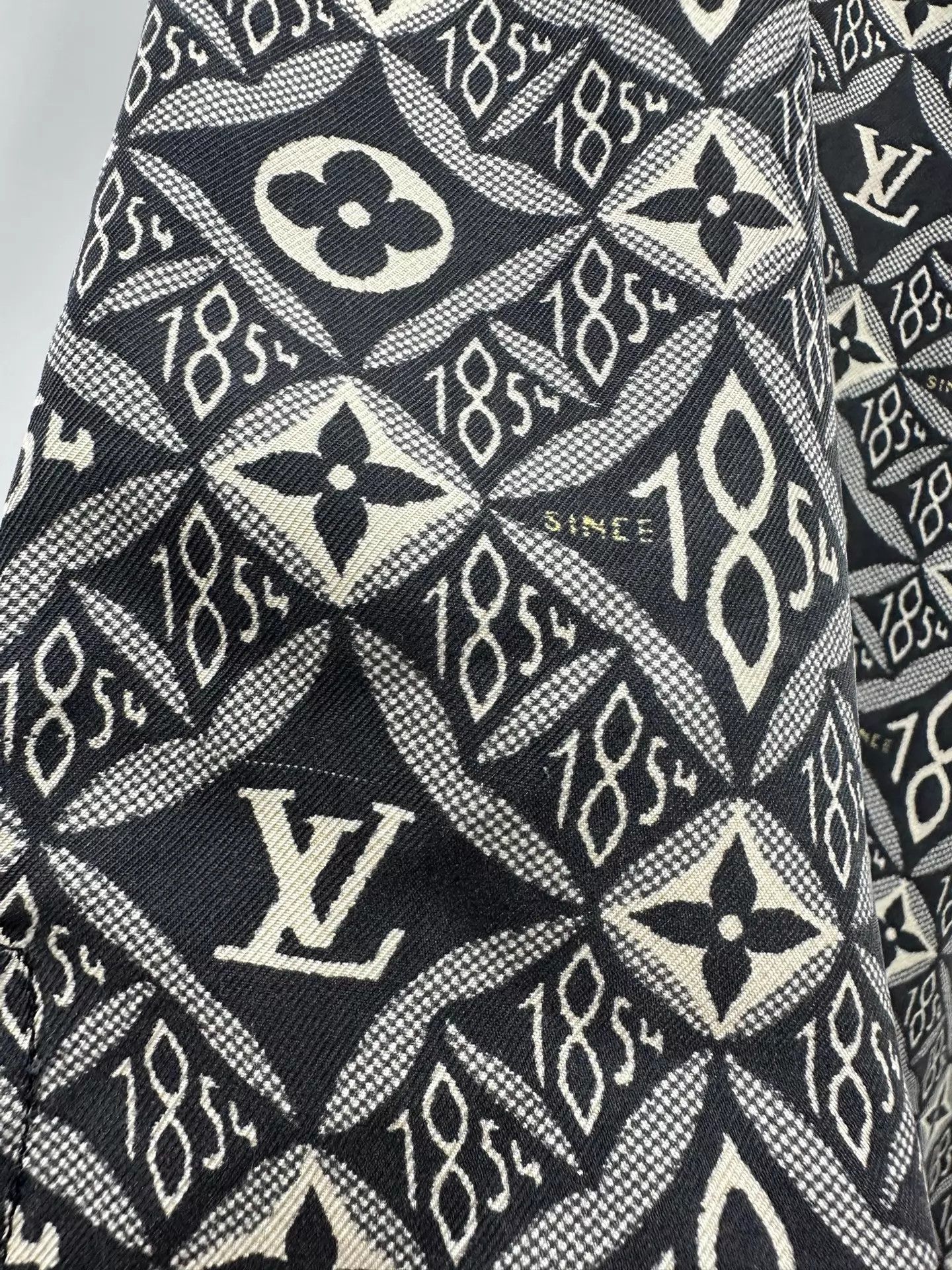 Louis Vuitton Louis Vuitton All Over Print Short Sleeve M Size M / US 6-8 / IT 42-44 - 6 Thumbnail