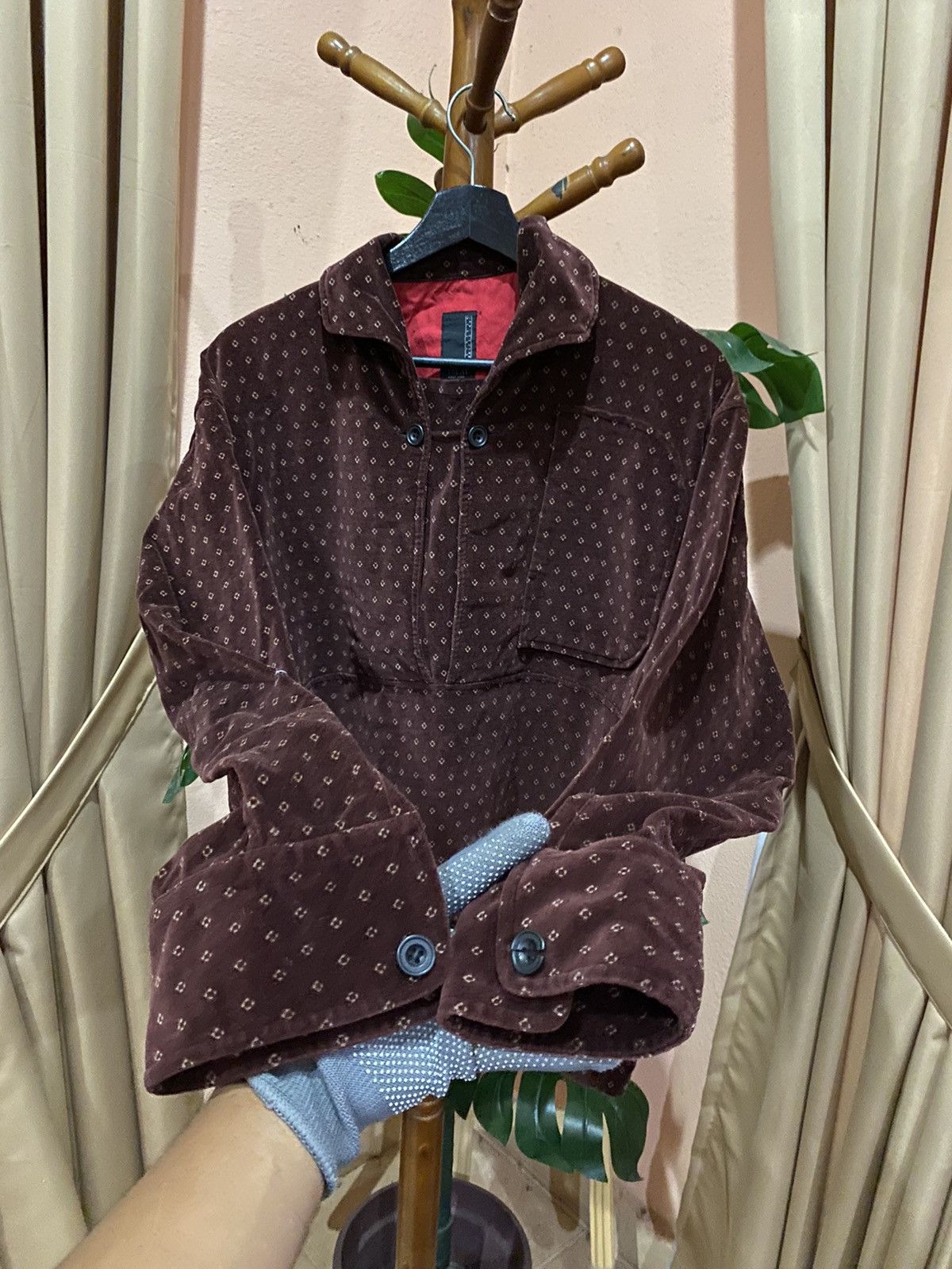 Japanese Brand VINTAGE ISLAY VELVET SHIRT Size US L / EU 52-54 / 3 - 7 Thumbnail