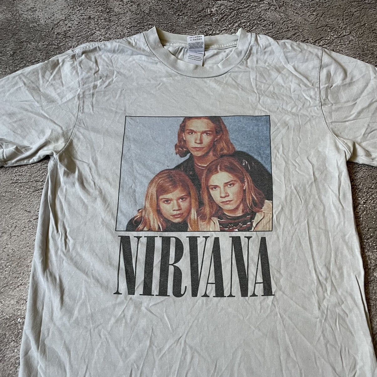Band Tees Vintage Y2K NIRVANA KURT COBAIN FACE Horror SKELETON 90S Size US M / EU 48-50 / 2 - 3 Thumbnail