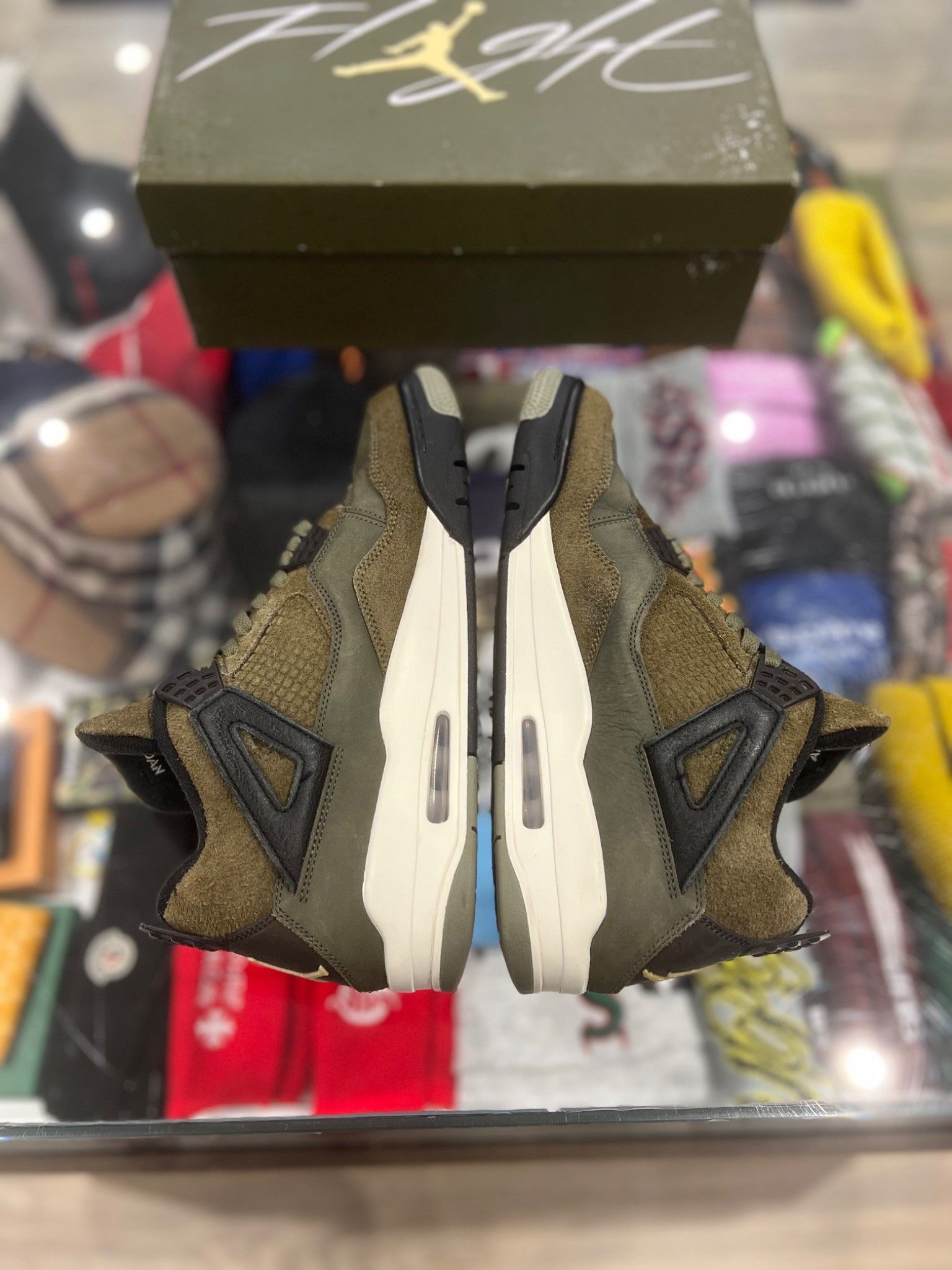 Jordan Brand Jordan 4 SE Craft Medium Olive Size US 10 / EU 43 - 5 Thumbnail