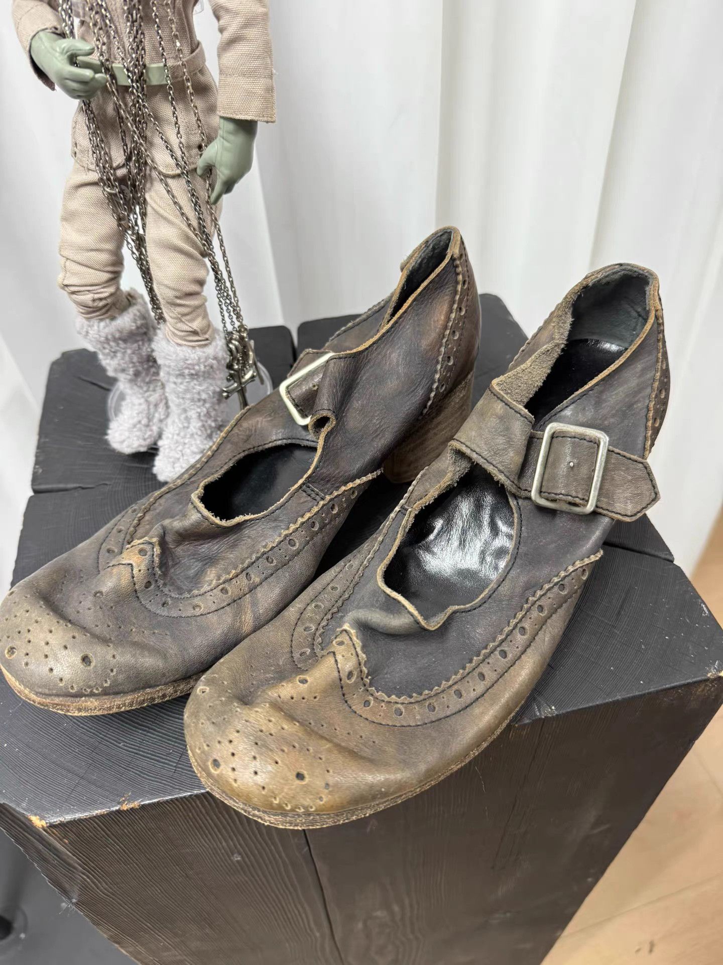Junya Watanabe Junya Watanabe CDG Distressed Pattern Leather Shoes K20 Size US 8 / IT 38 - 2 Thumbnail