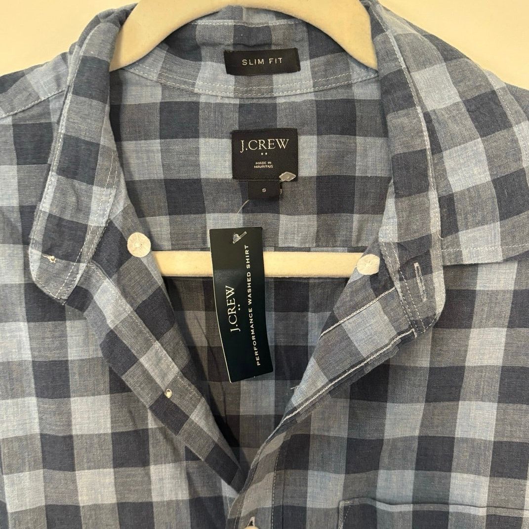J.Crew NWT J.Crew Slim Fit Long Sleeve Button Down Shirt Size S Size US S / EU 44-46 / 1 - 2 Thumbnail